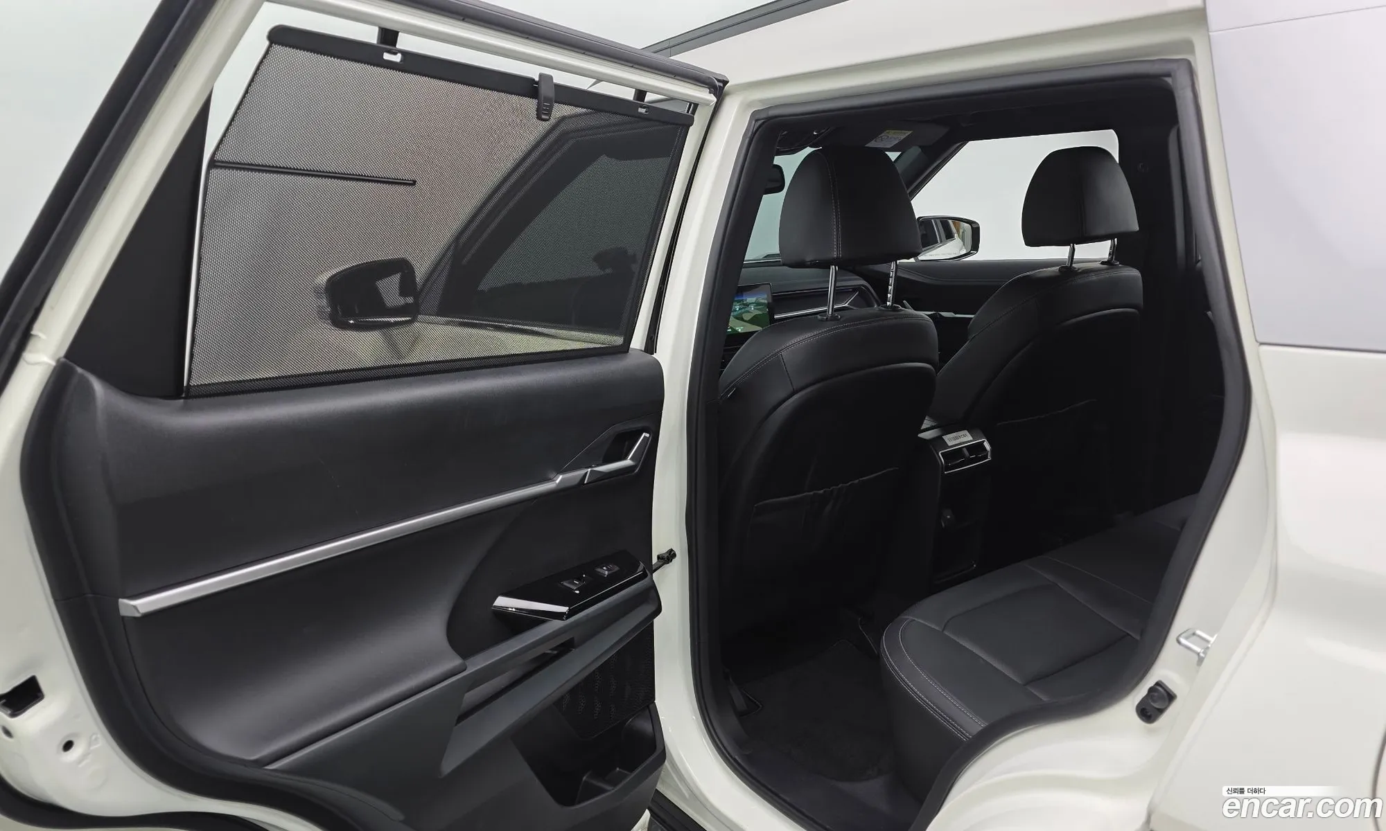 KG Mobility (SsangYong) Torres 2023 — 15