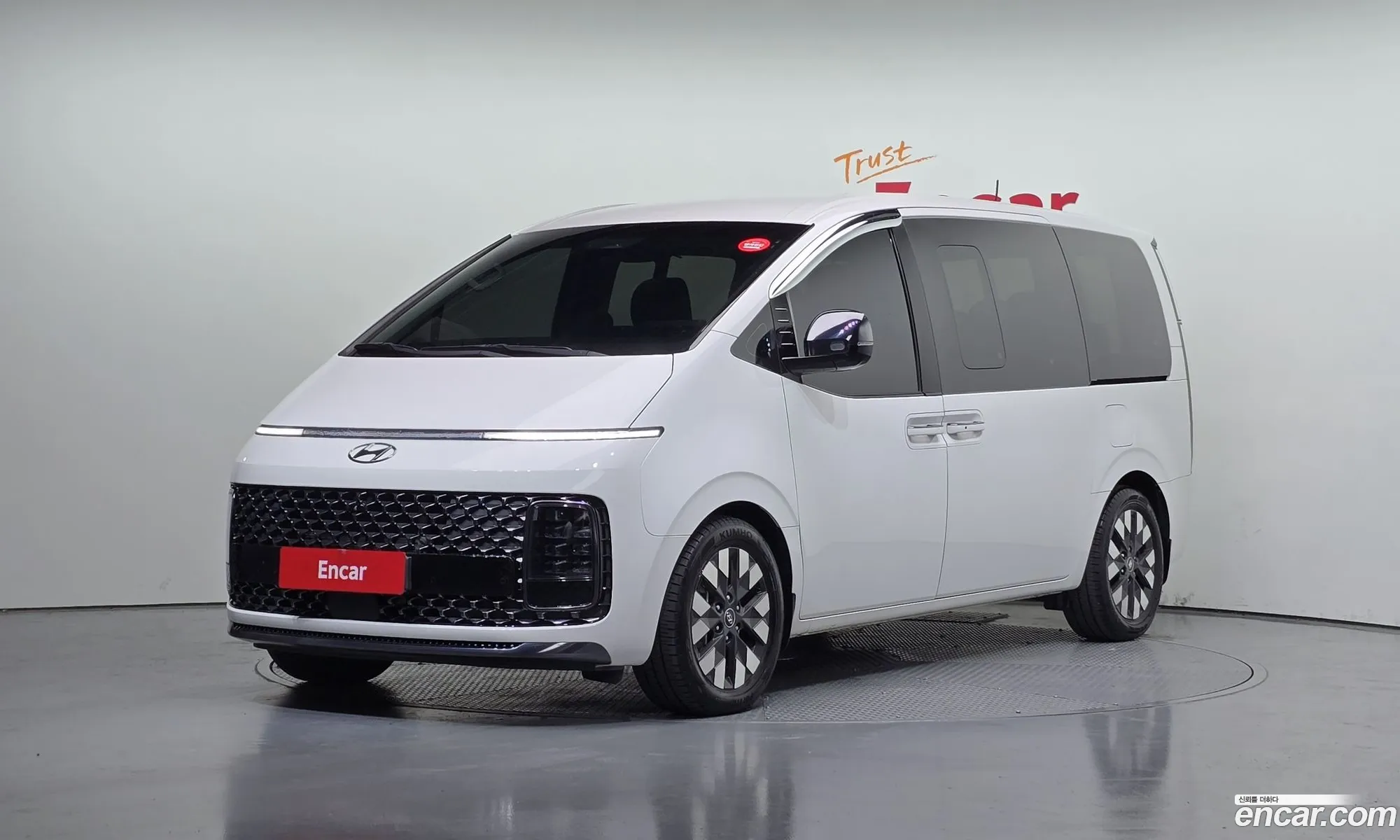 Hyundai Staria 2022 — 11