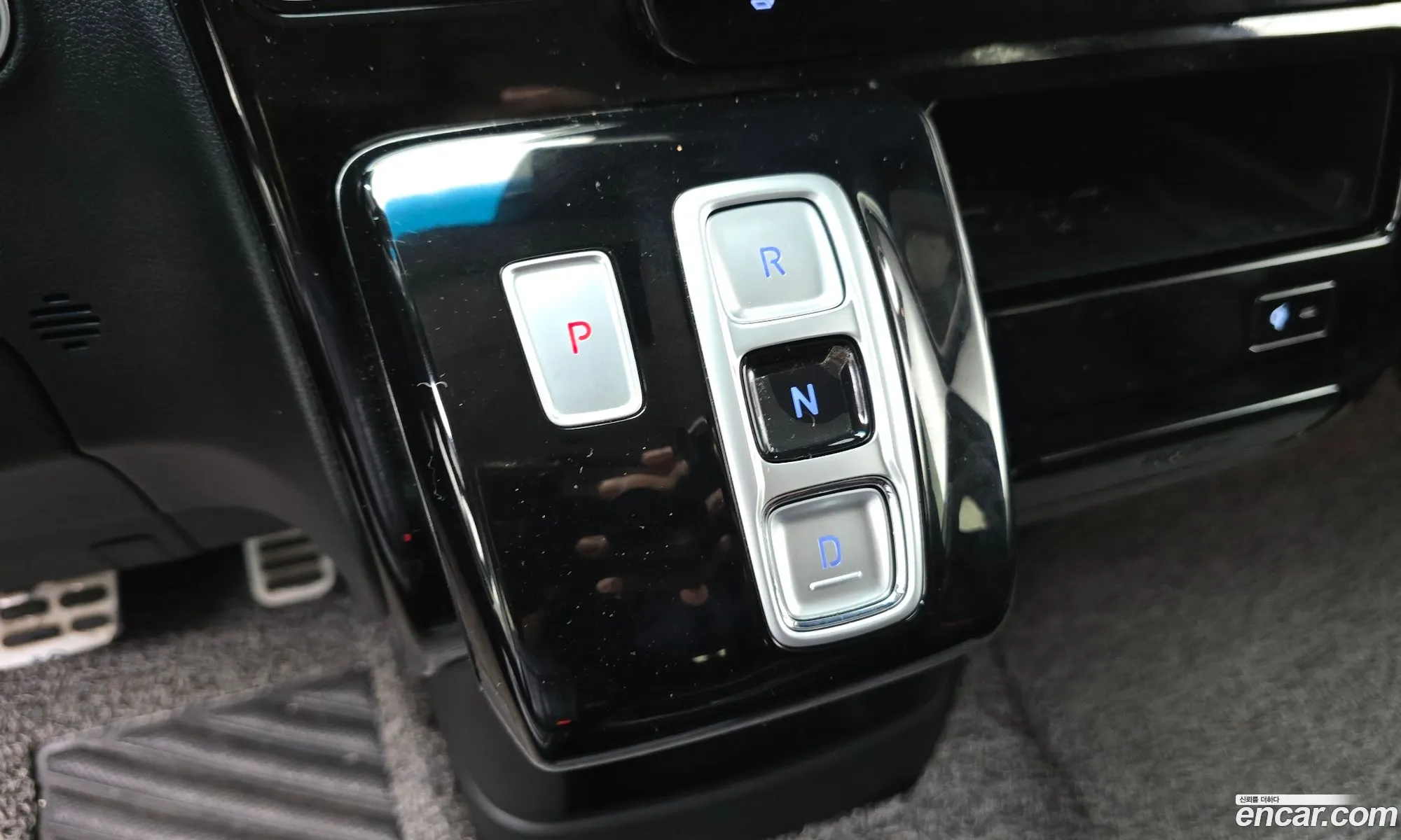 Hyundai Staria 2022 — 14