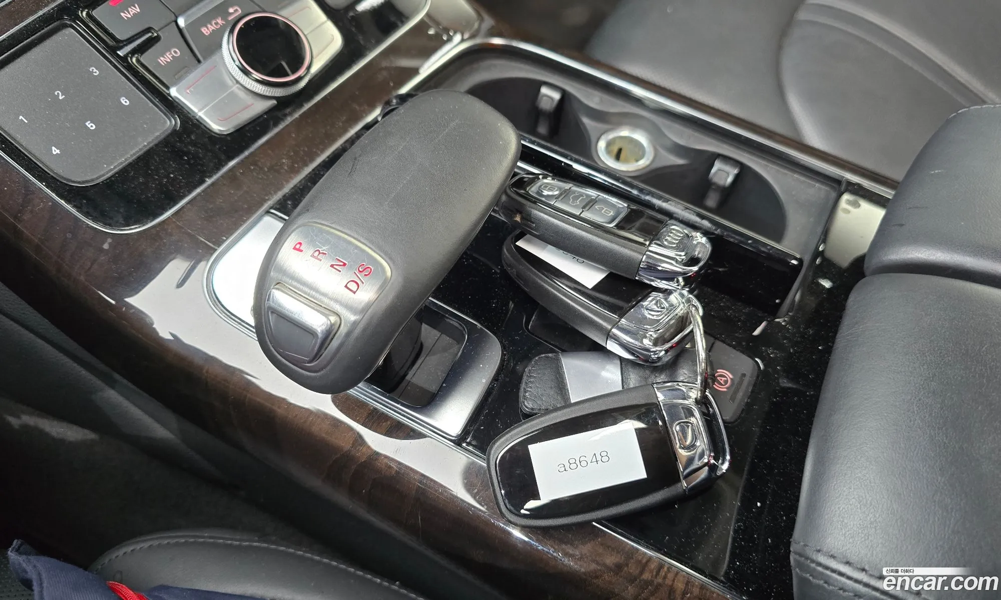 Audi A8 2014 WAUZZZ4H5FN001736 — 20