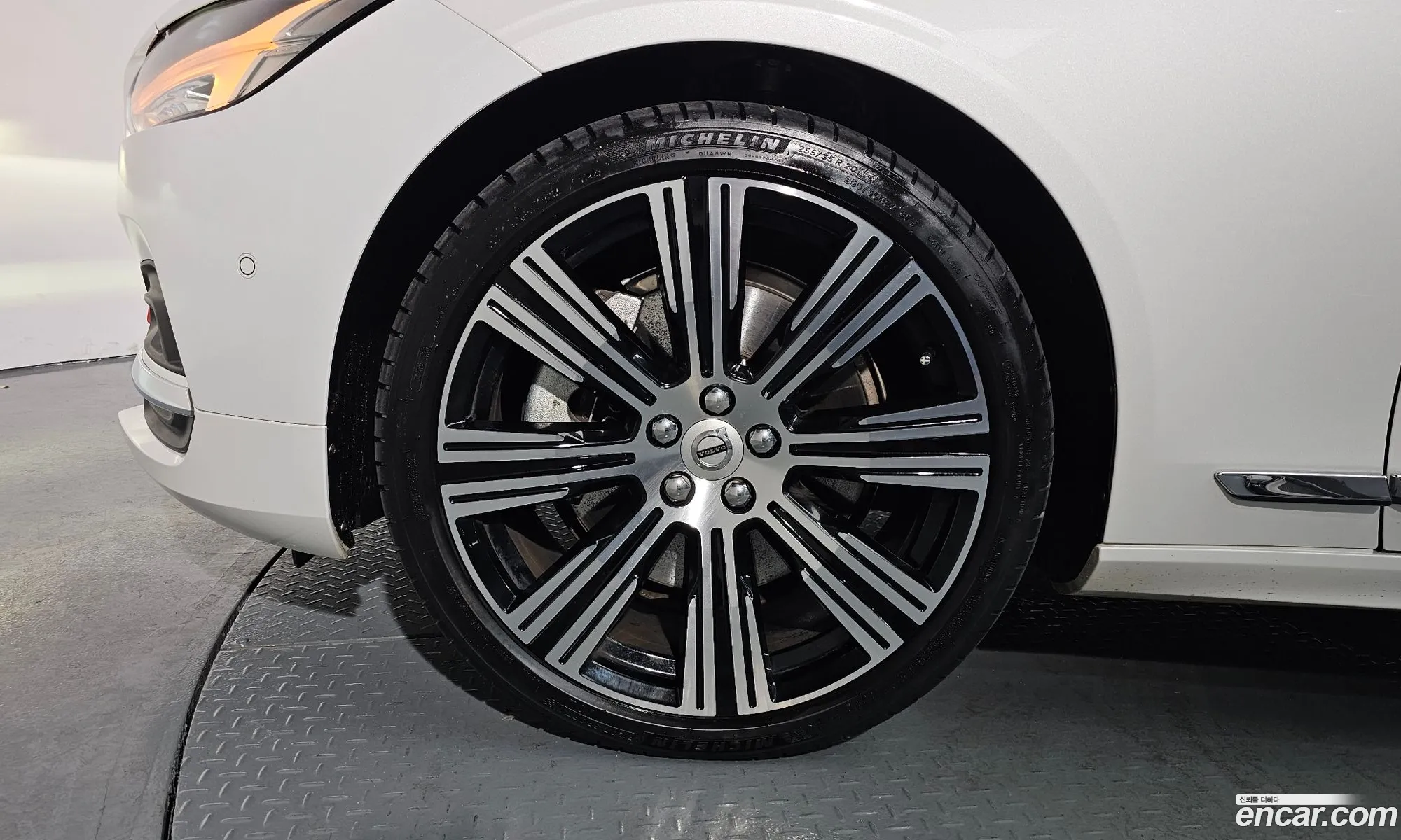Volvo S90 2022 — 19