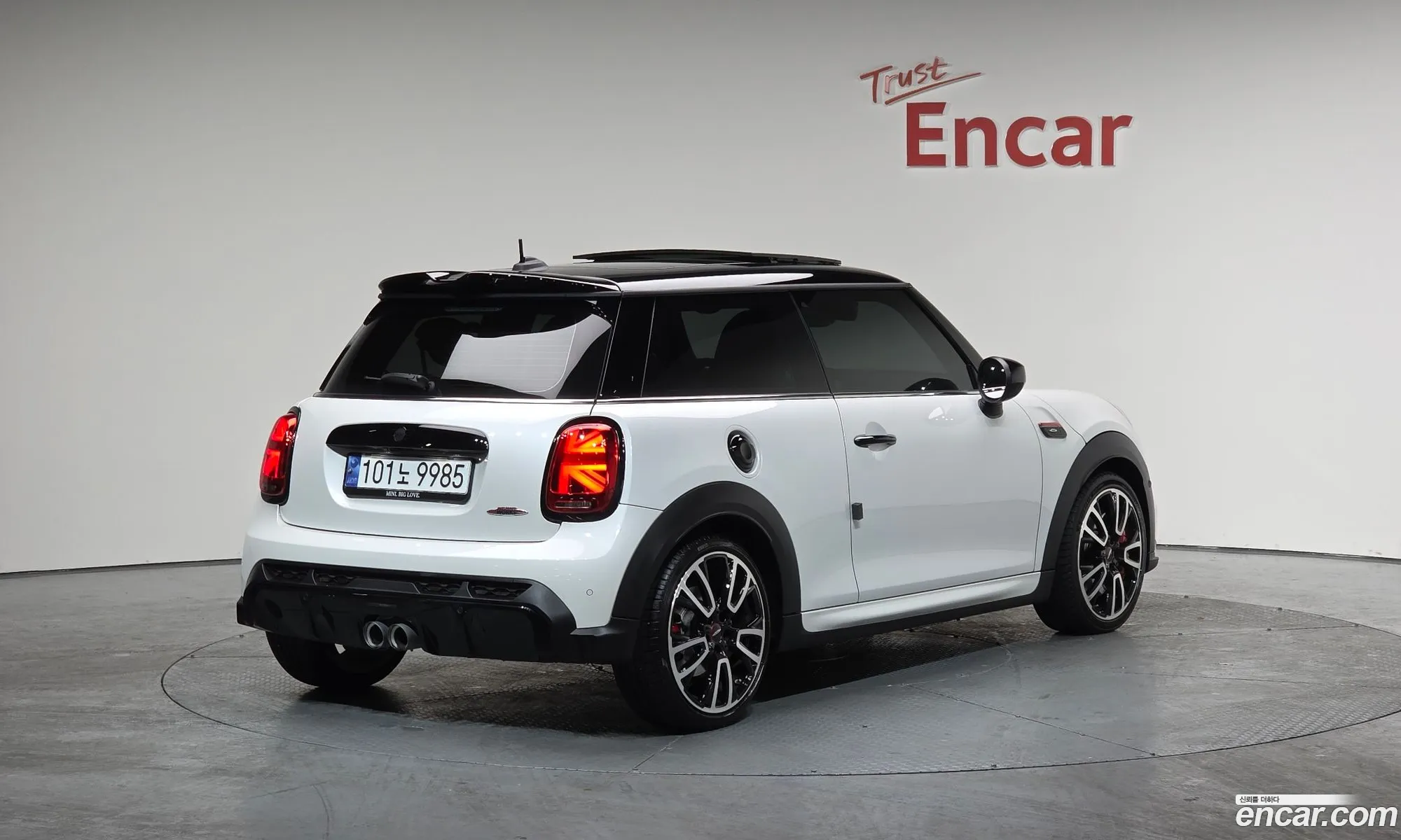 Mini Cooper S 2024 WMW81DH00R2V81896 — 7