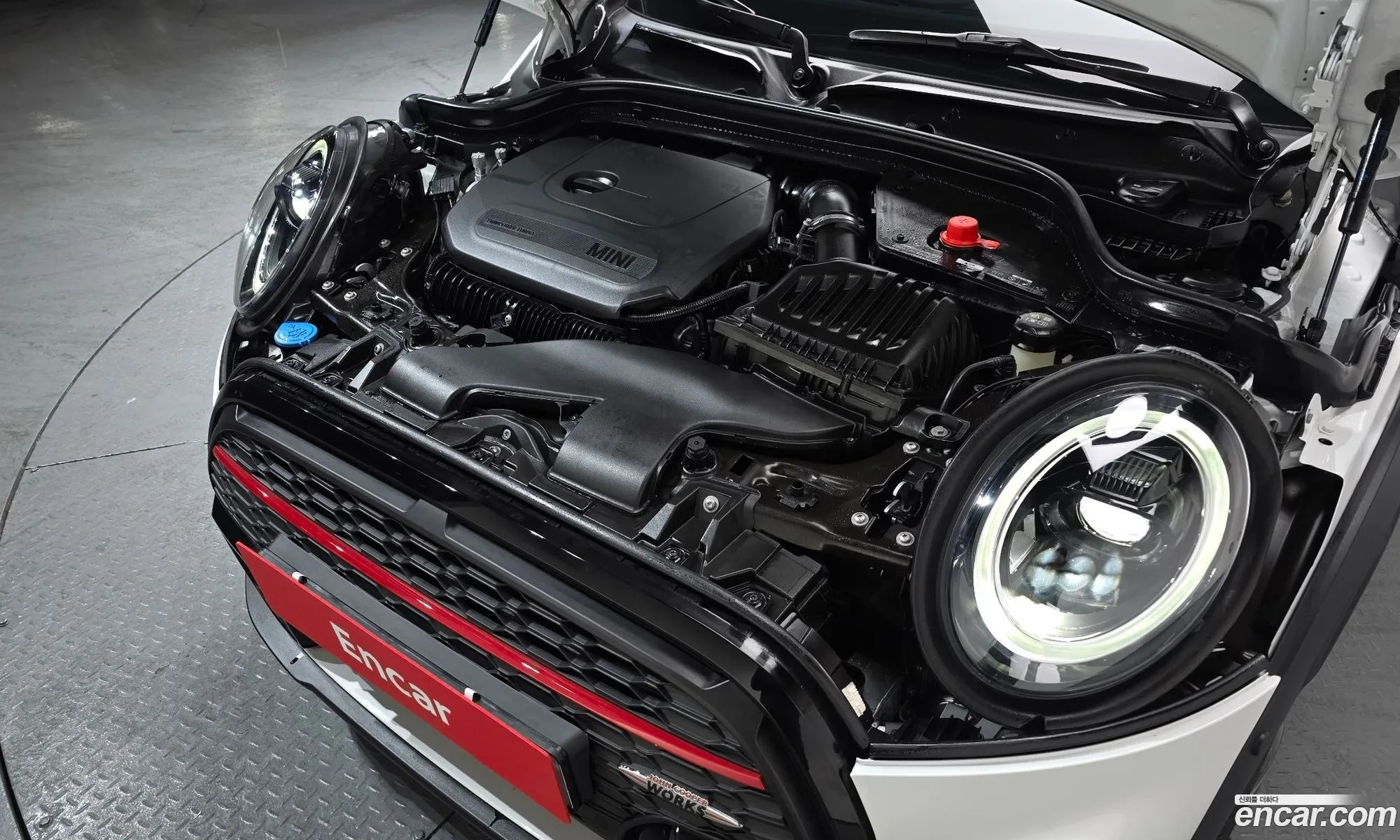 Mini Cooper S 2024 WMW81DH00R2V81896 — 13