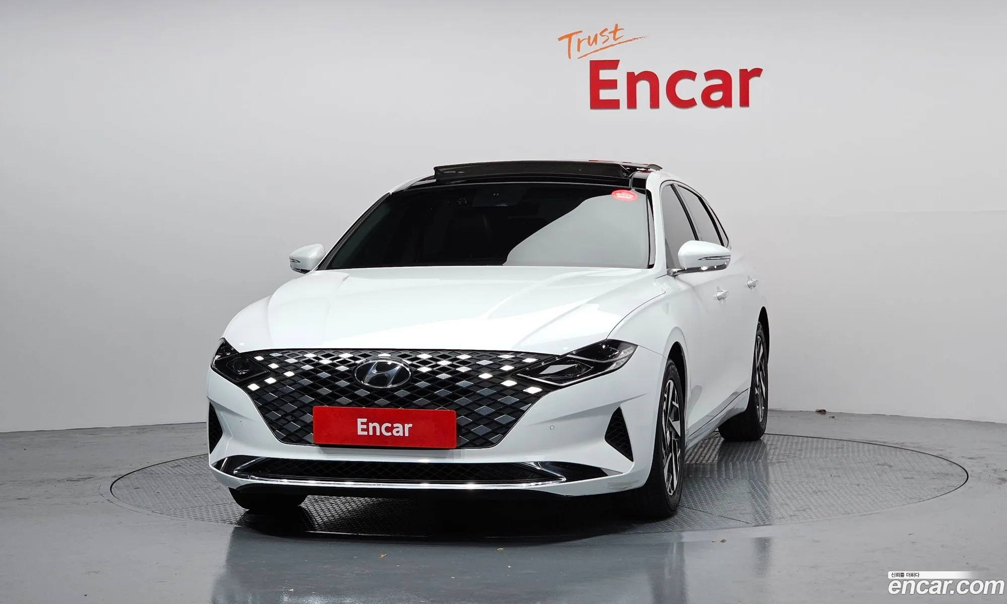 Hyundai Grandeur IG Hybrid 2020 — 14
