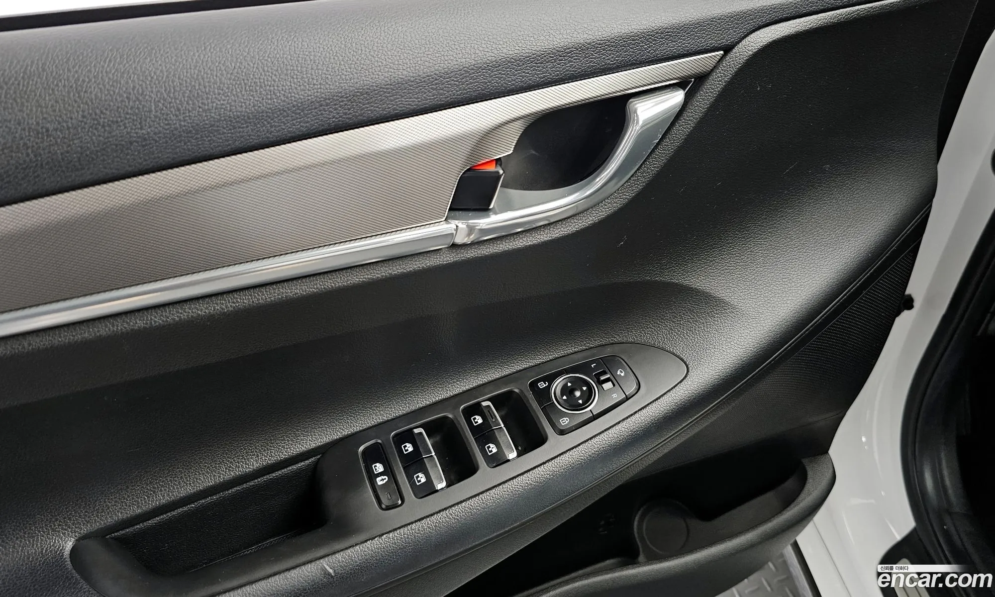 Hyundai Grandeur IG Hybrid 2020 — 8