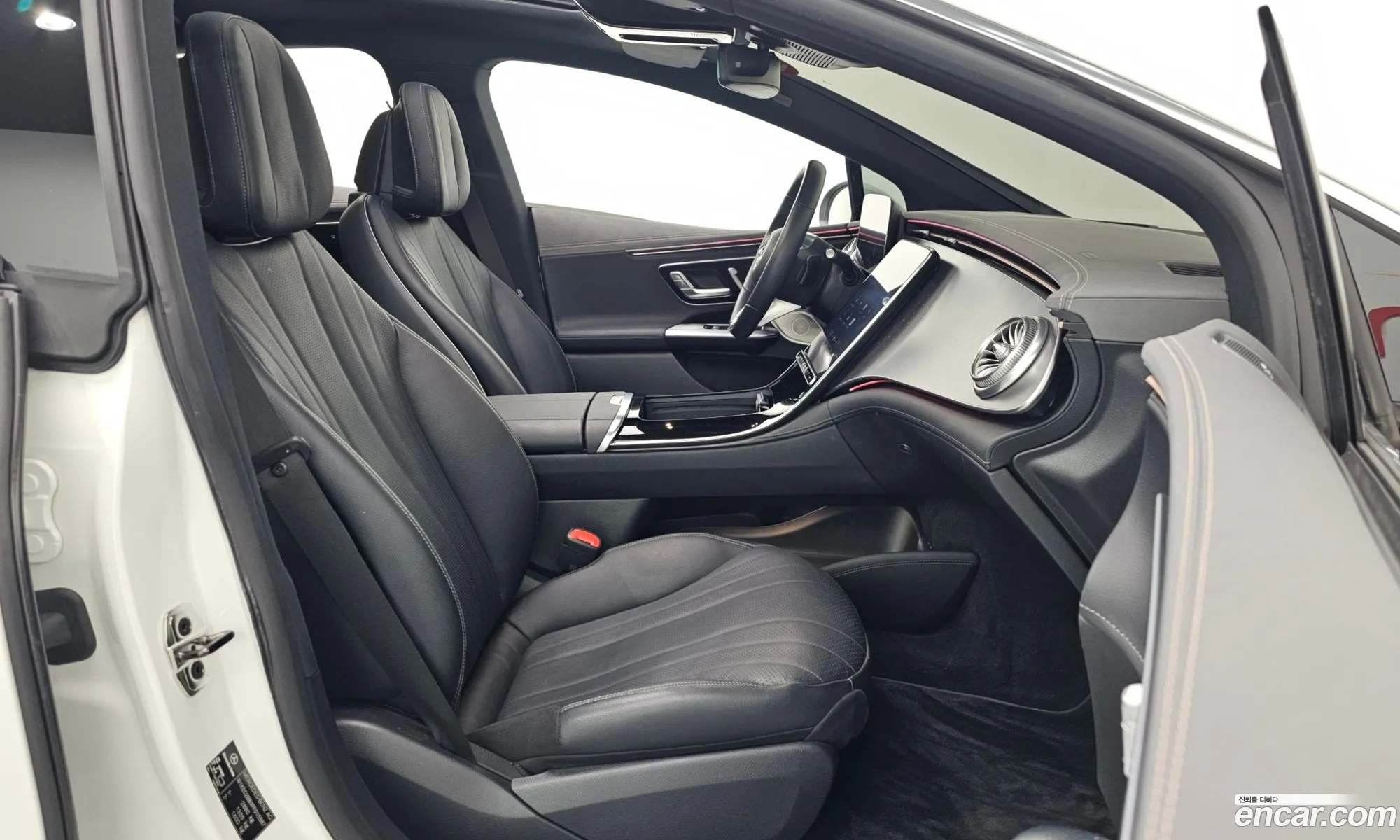 Mercedes-Benz EQE V295 2022 — 6