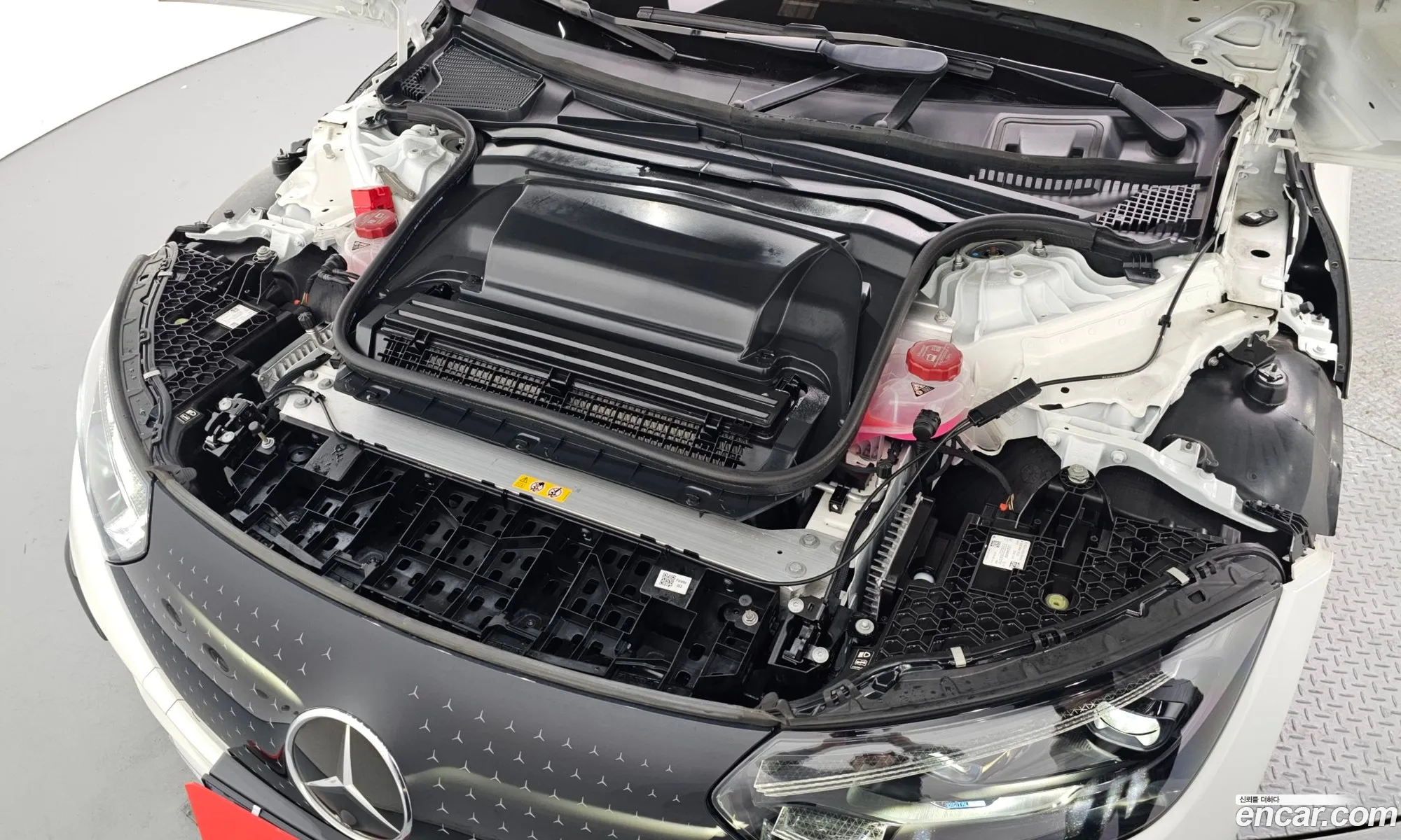 Mercedes-Benz EQE V295 2022 — 14