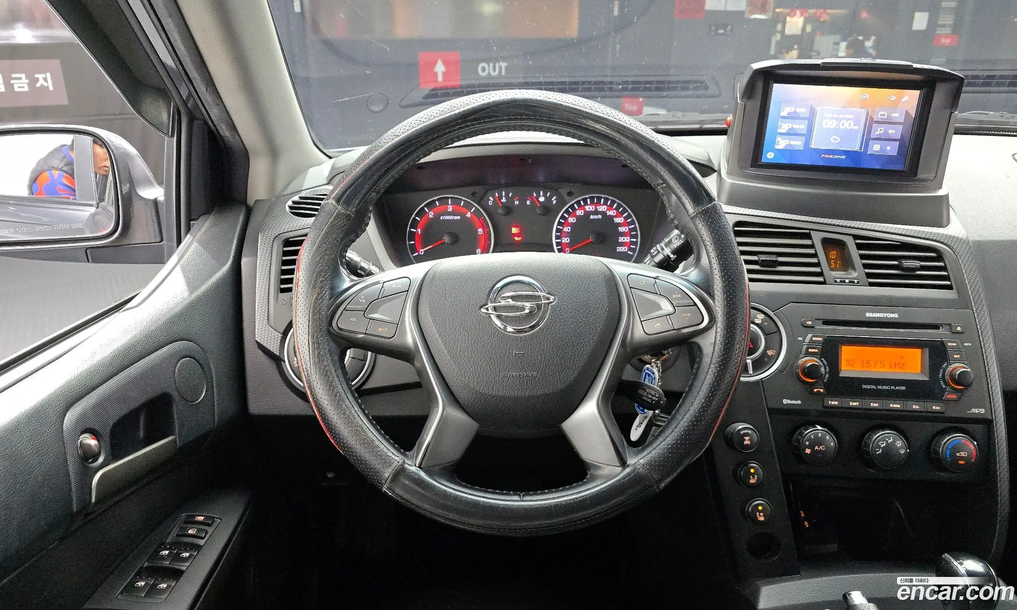 KG Mobility (SsangYong) Korando Sports 2015 — 19