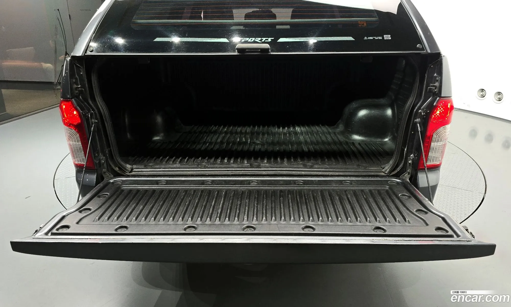 KG Mobility (SsangYong) Korando Sports 2015 — 17