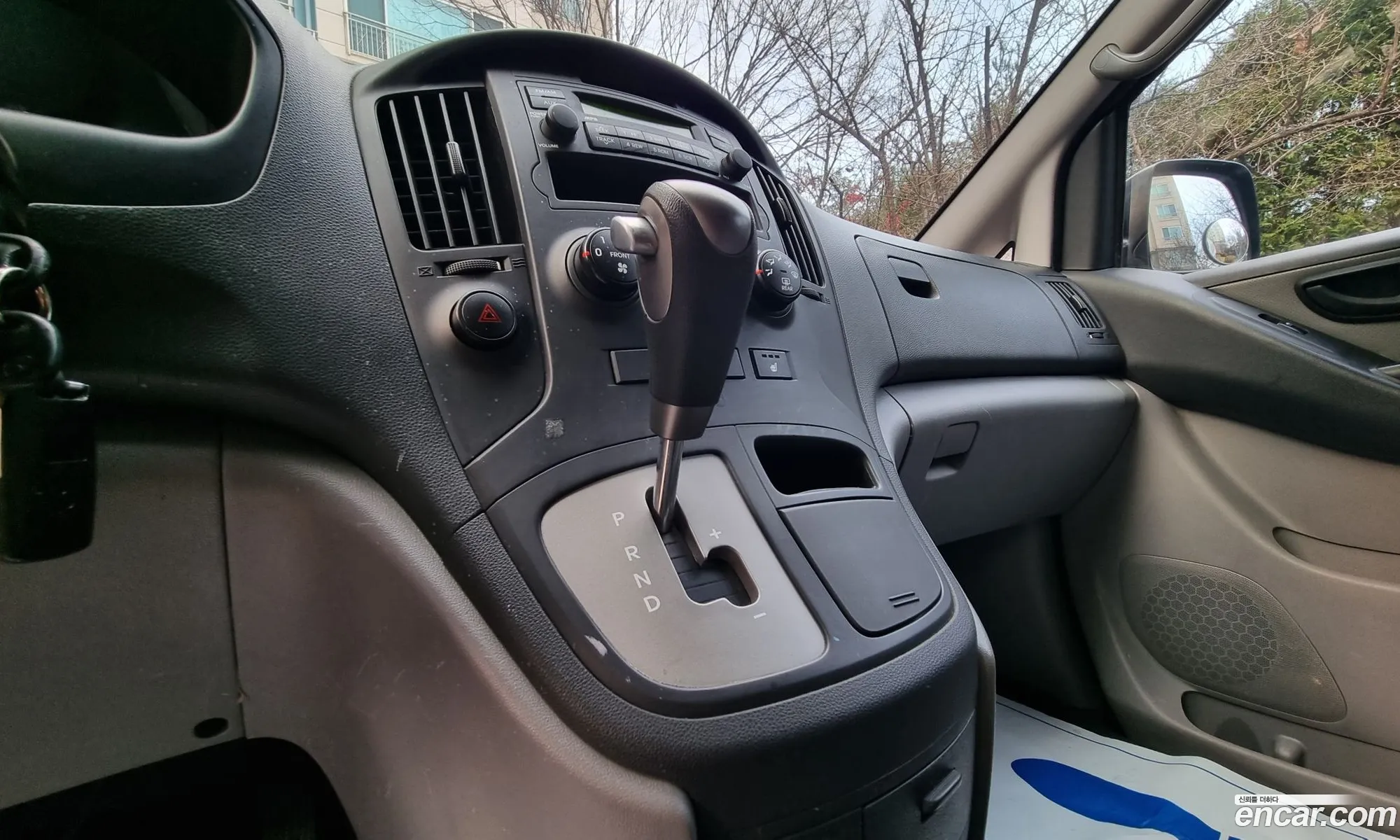 Hyundai Grand Starex 2012 — 5