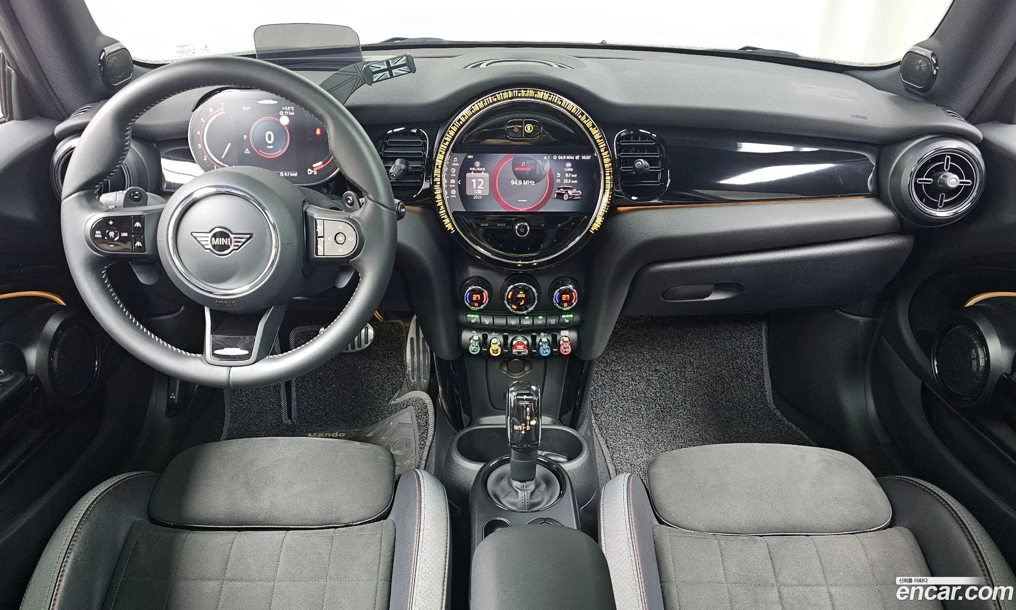 Mini Cooper S 2023 WMW81DH09P2T60312 — 17