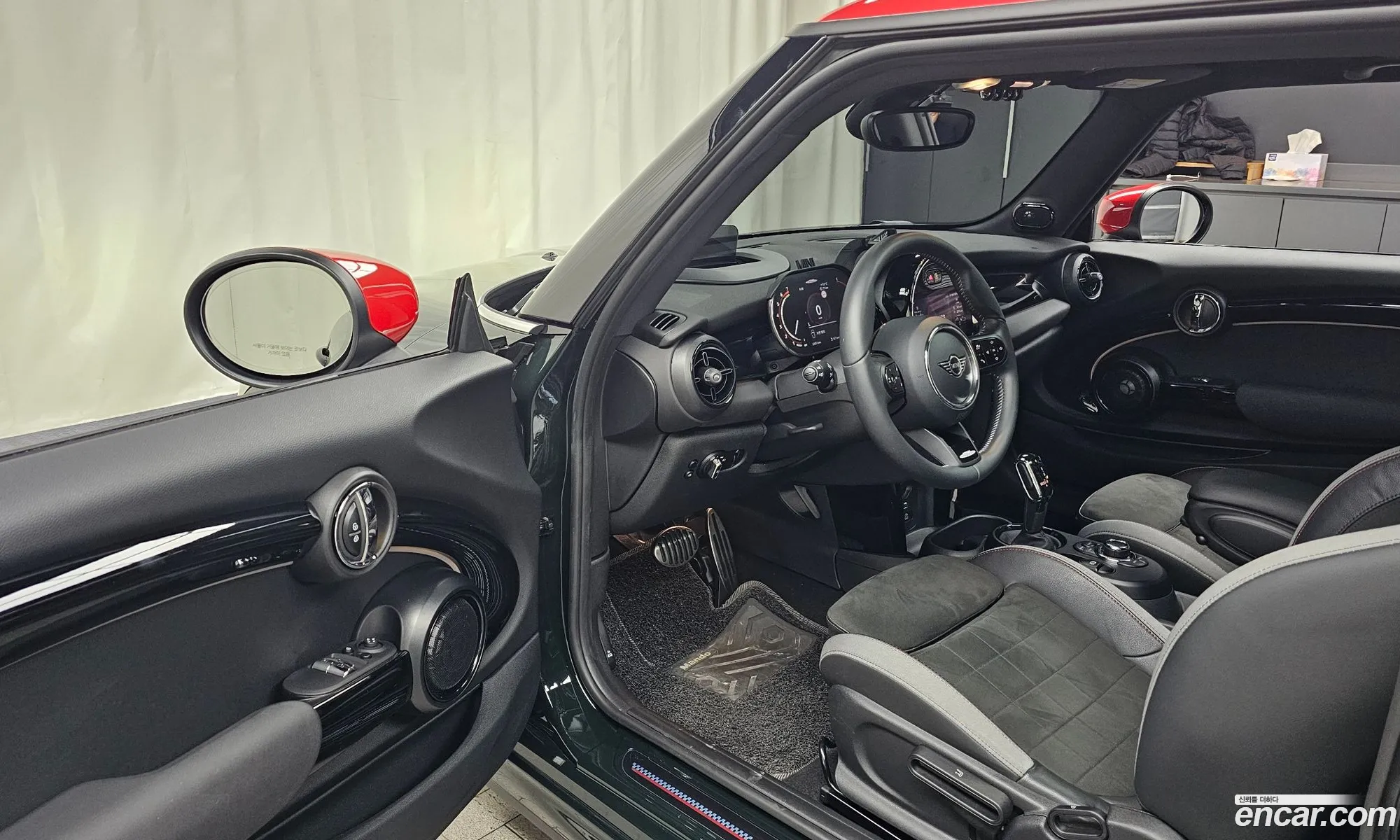 Mini Cooper S 2023 WMW81DH09P2T60312 — 15