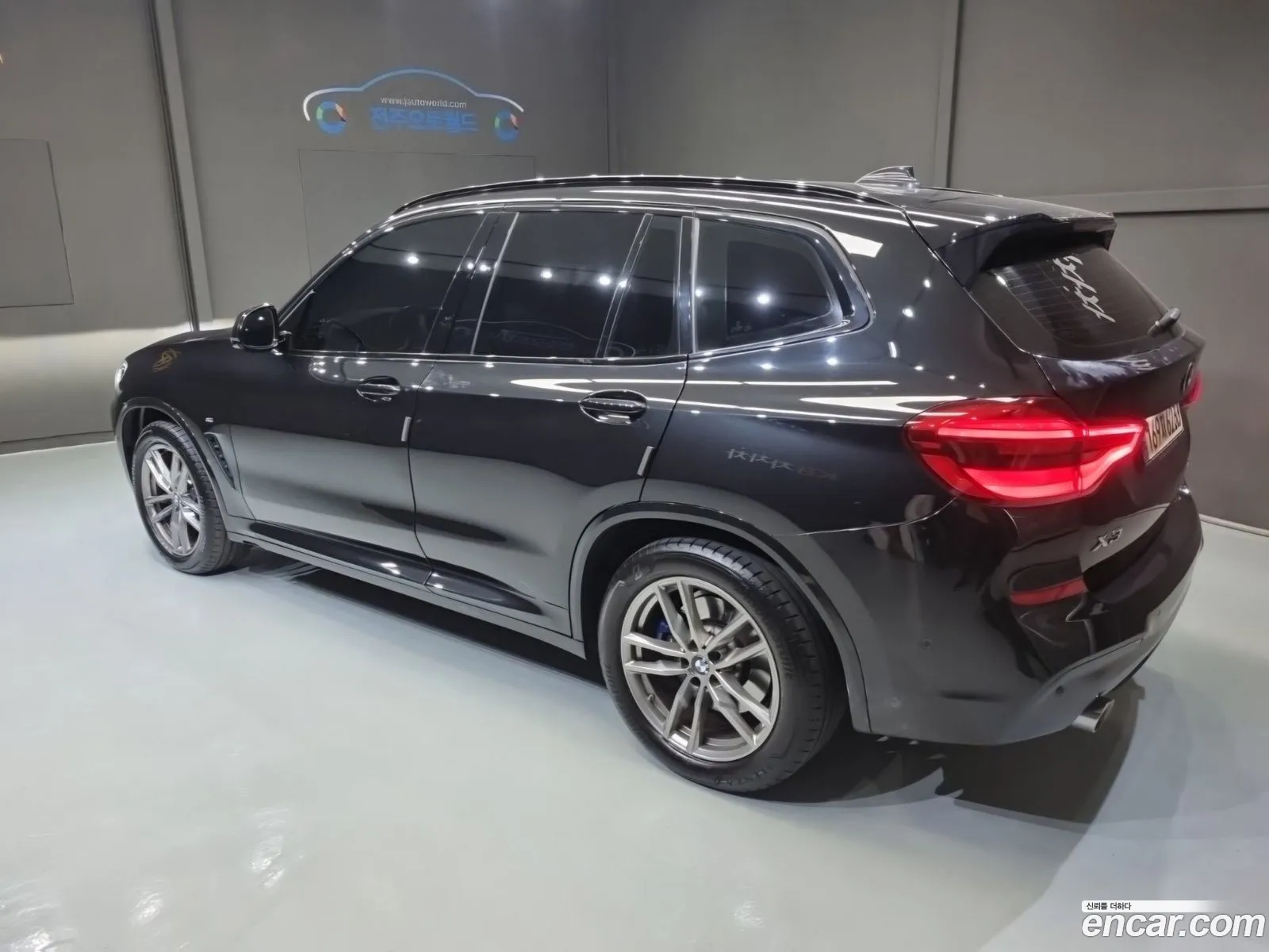 BMW X3 2021 — 18