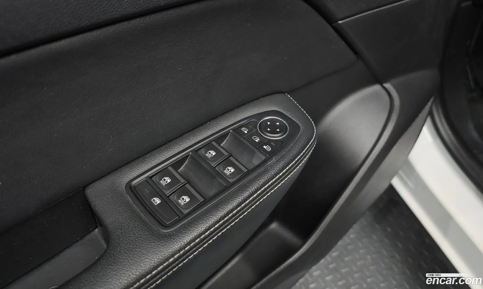 Renault Korea (Samsung) XM3 2022 — 10