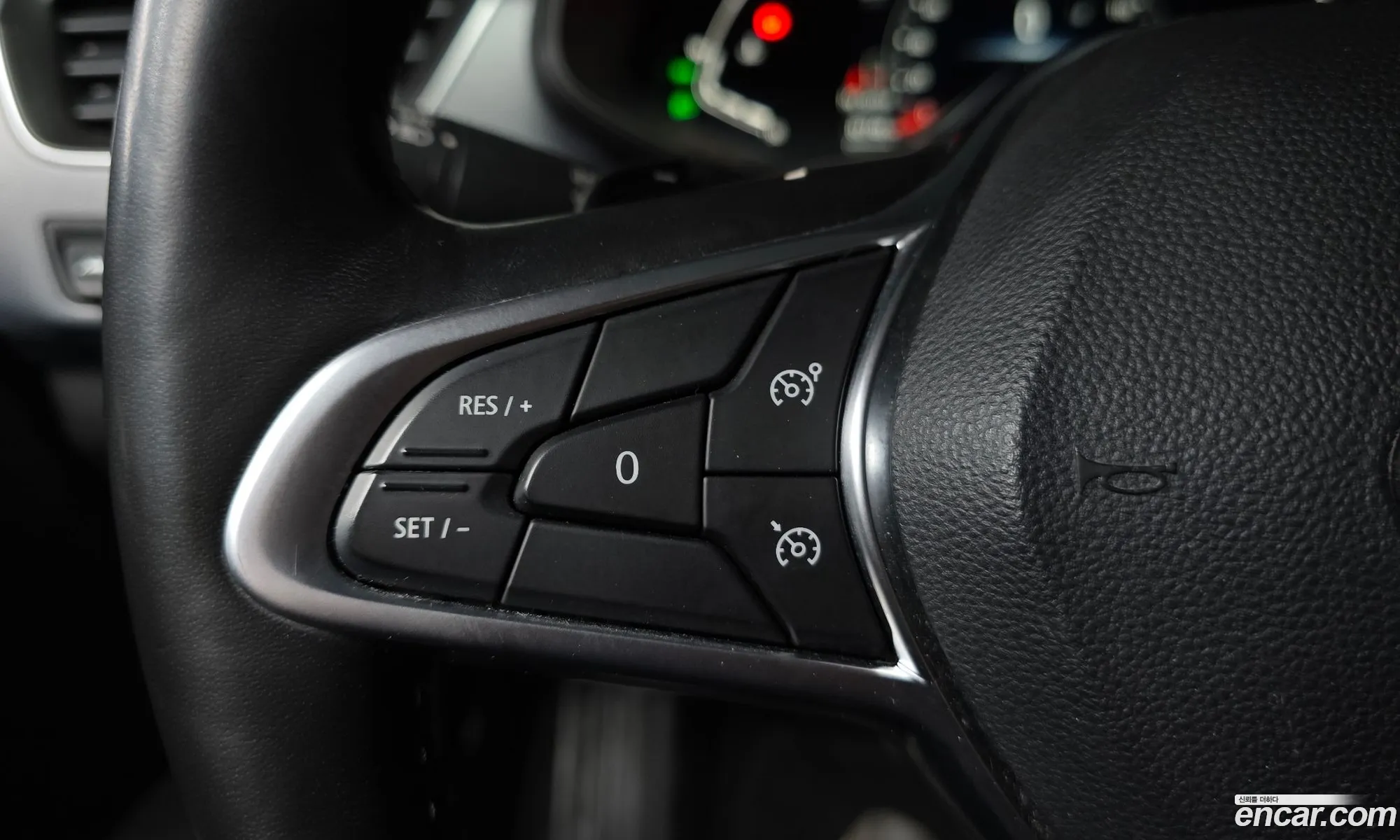 Renault Korea (Samsung) XM3 2022 — 18