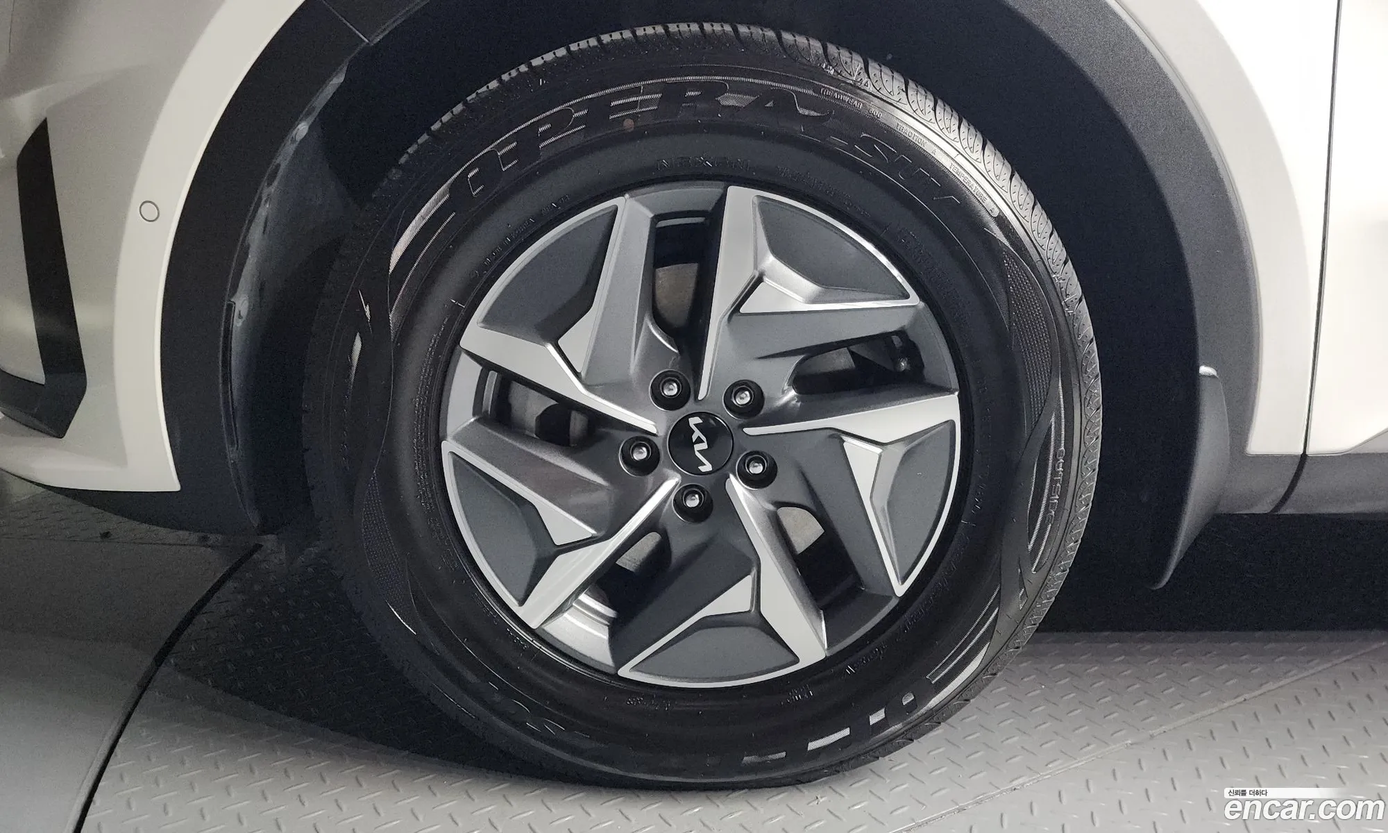 Kia Sorento 2022 — 12