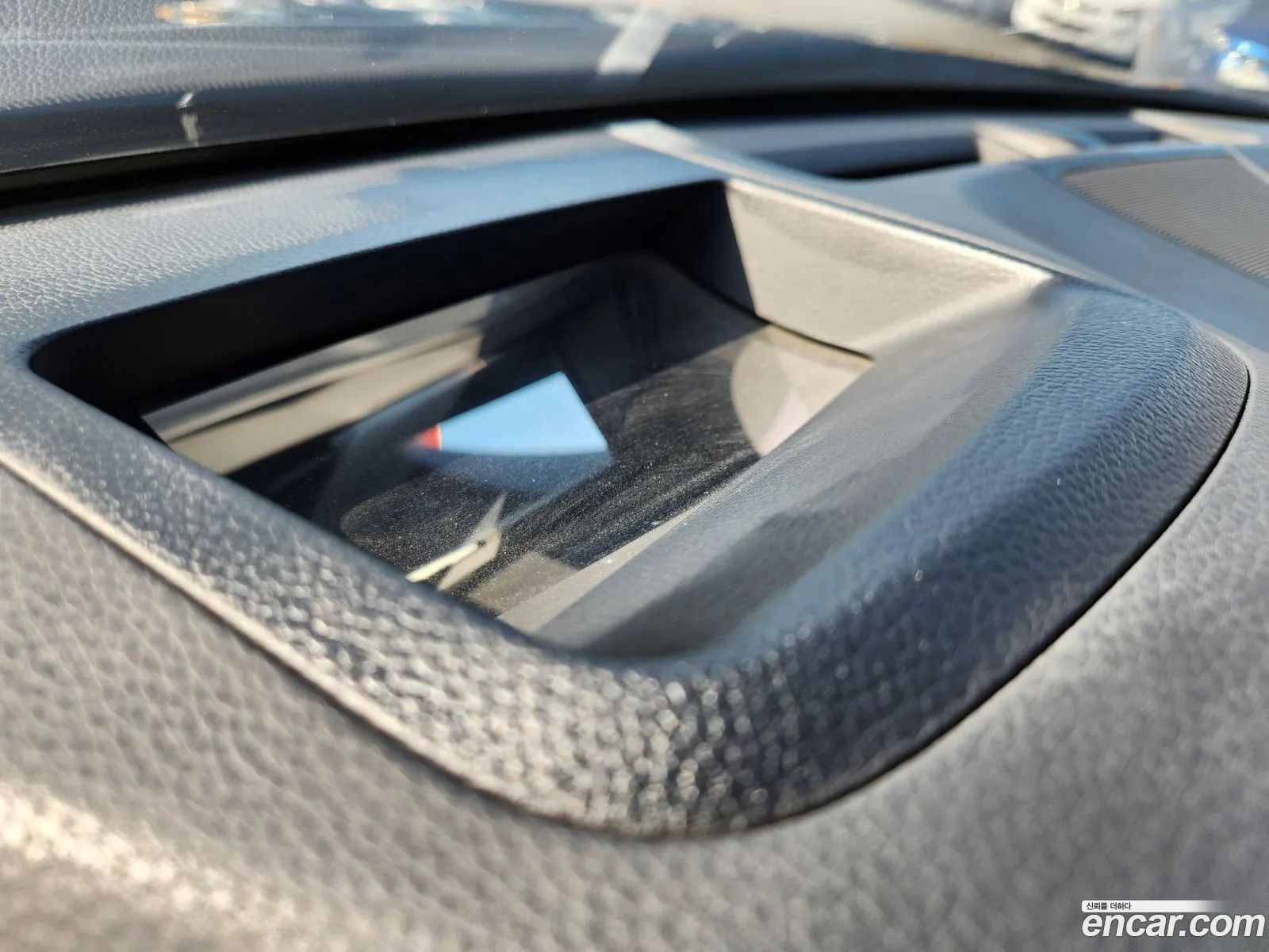 Hyundai Aslan 2015 — 14