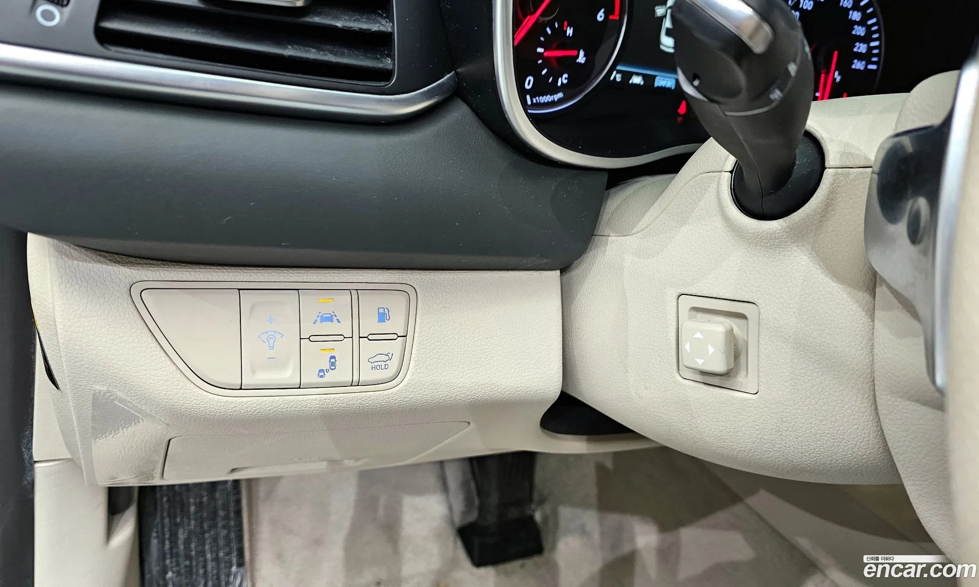Genesis G70 2019 — 16