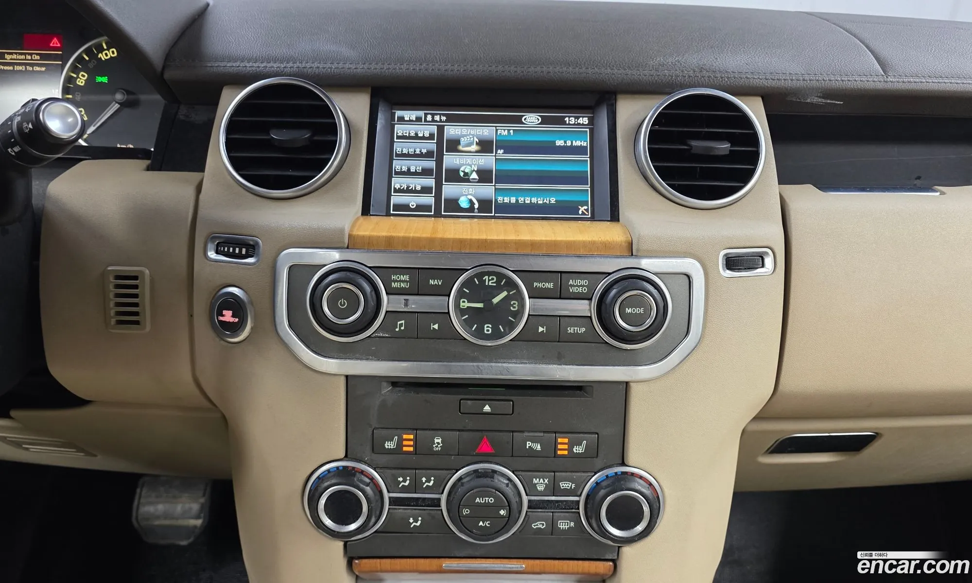 Land Rover Discovery 4 2013 SALLAAAG6DA691386 — 14