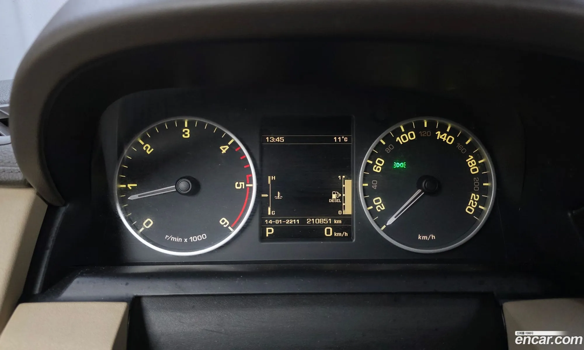 Land Rover Discovery 4 2013 SALLAAAG6DA691386 — 17
