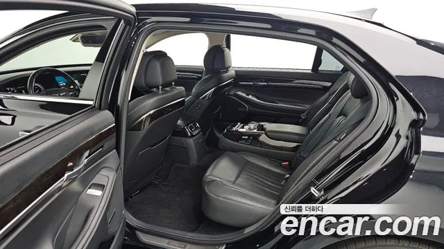 Genesis G90 2019 — 9