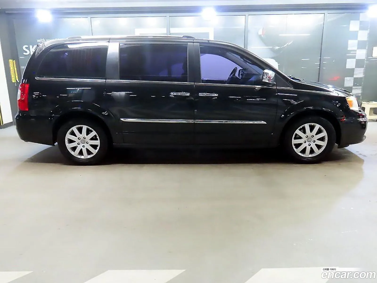Chrysler Grand Voyager 2014 — 13