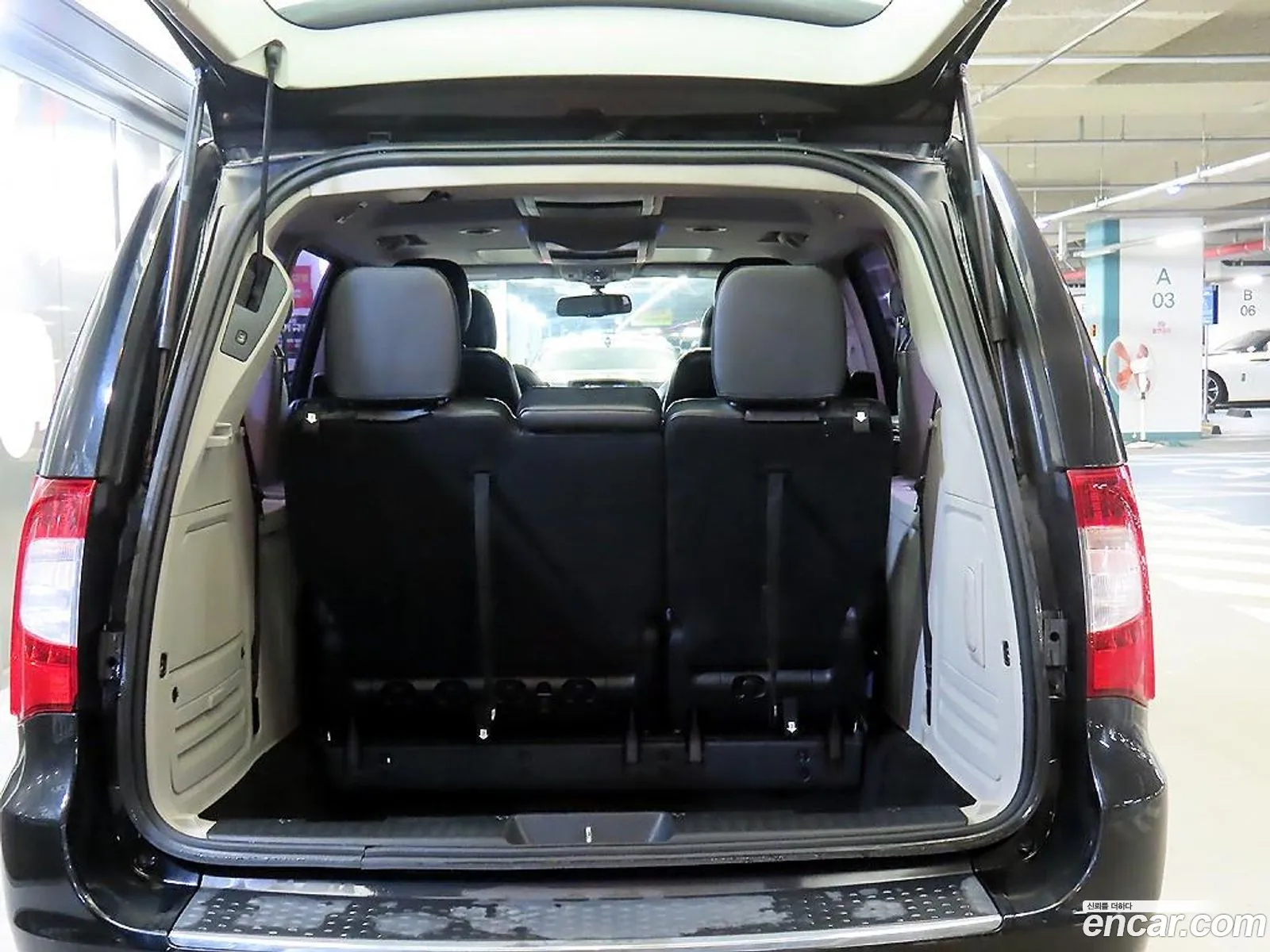 Chrysler Grand Voyager 2014 — 12