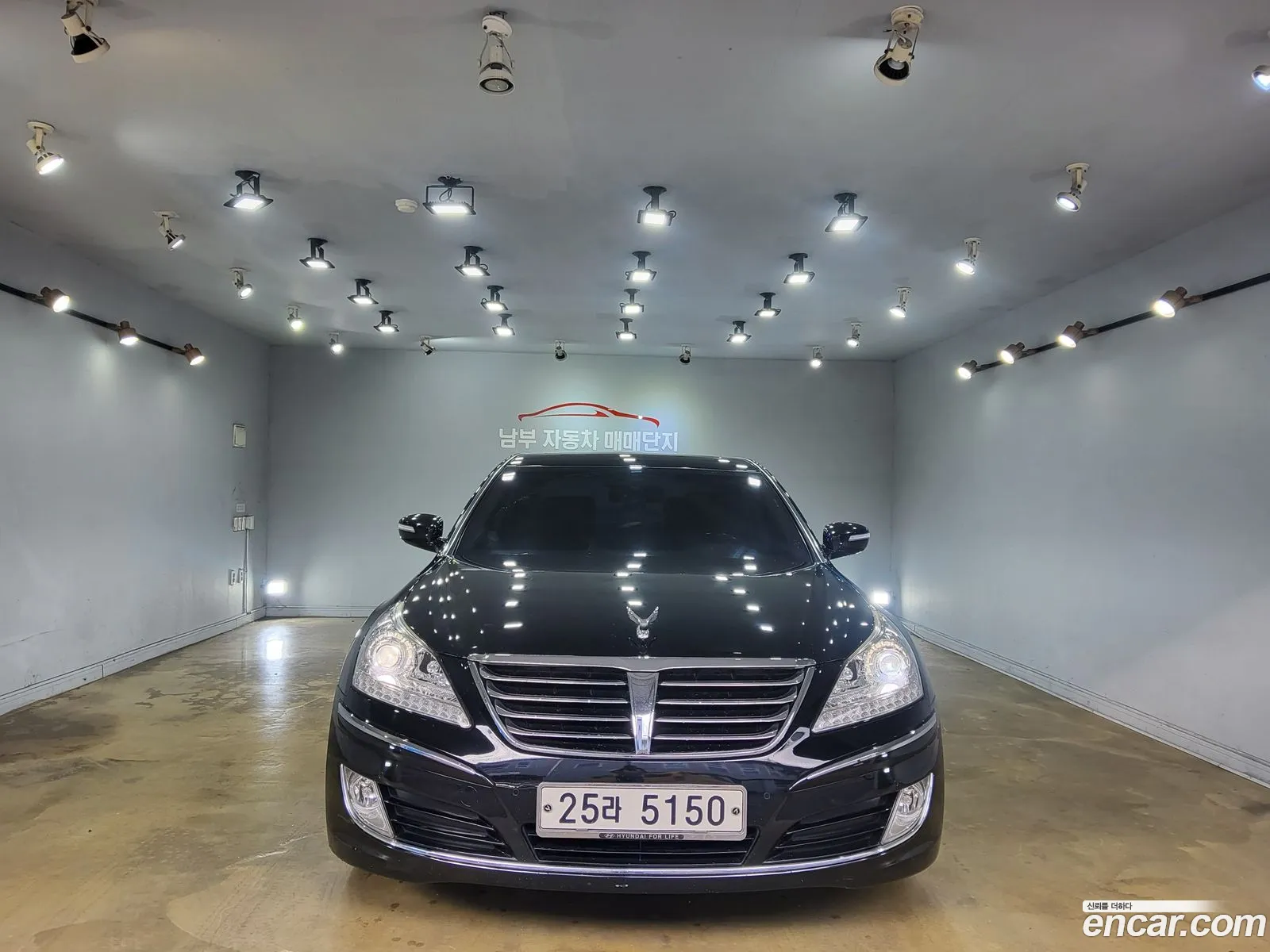 Hyundai Equus 2010 — 3