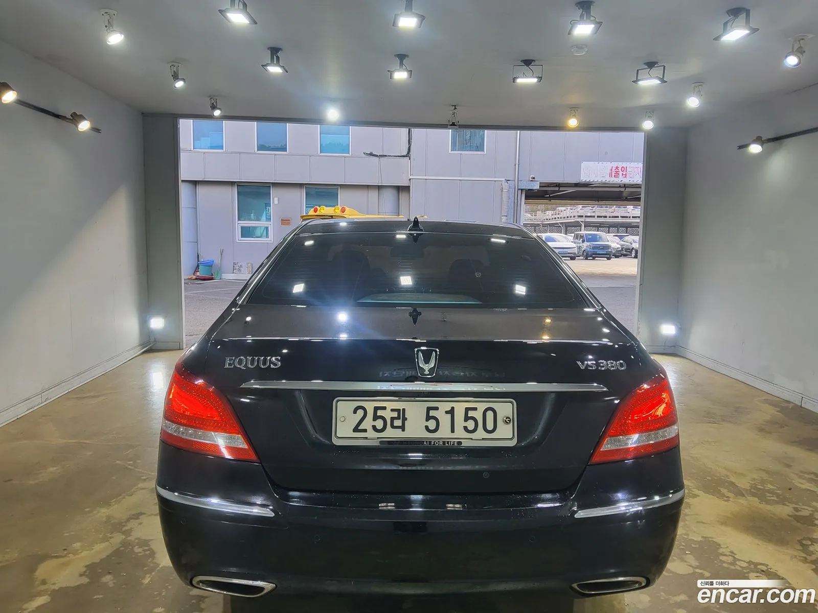 Hyundai Equus 2010 — 11