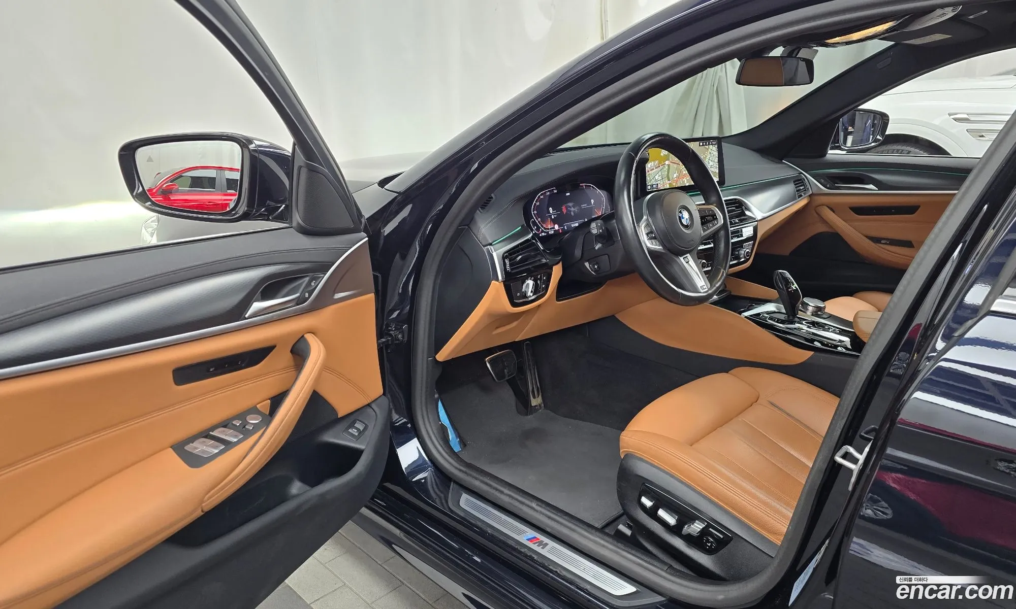 BMW 5 Series 2023 — 16