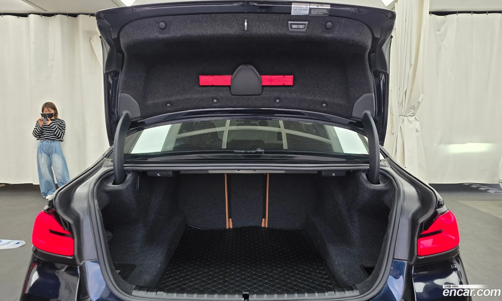 BMW 5 Series 2023 — 18