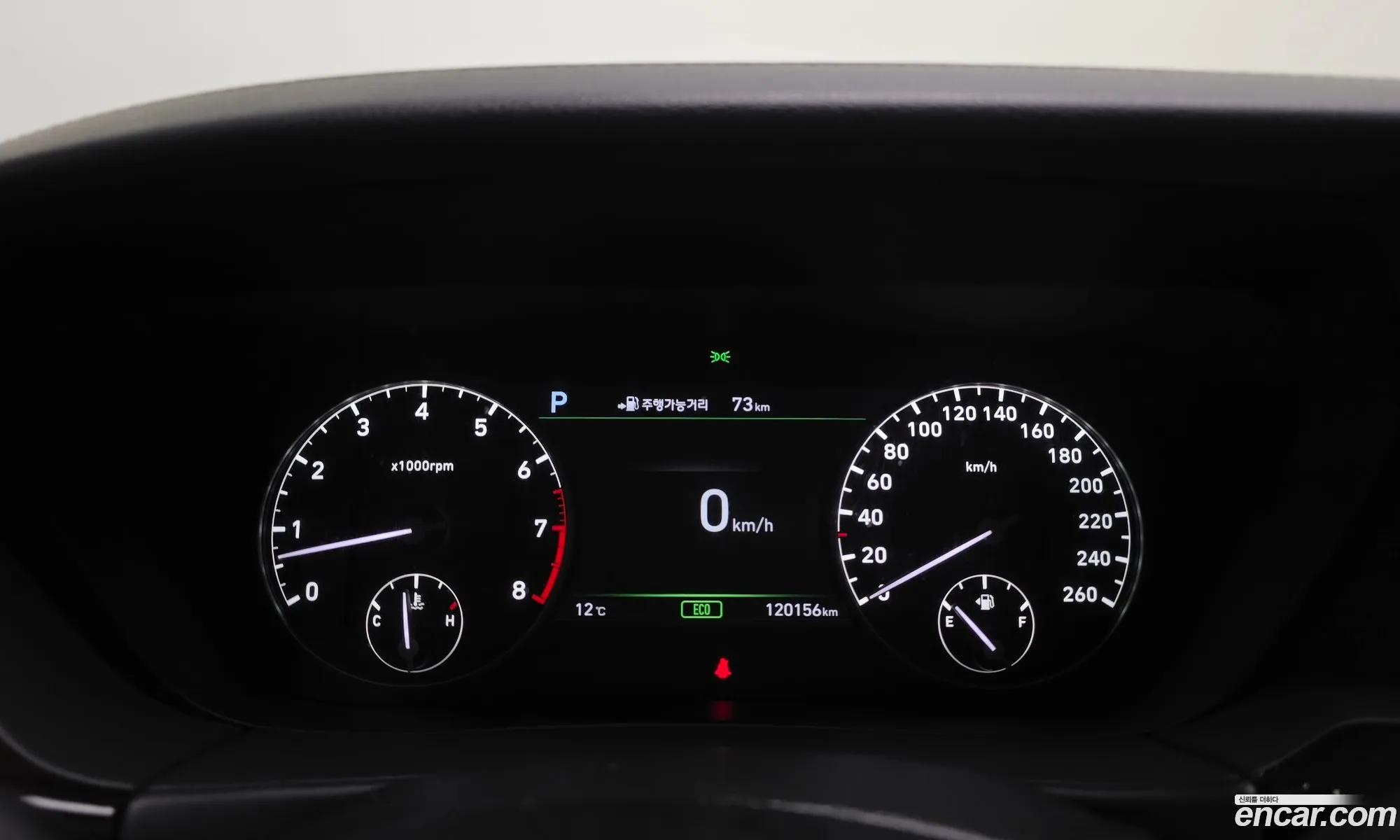 Genesis EQ900 2018 — 19