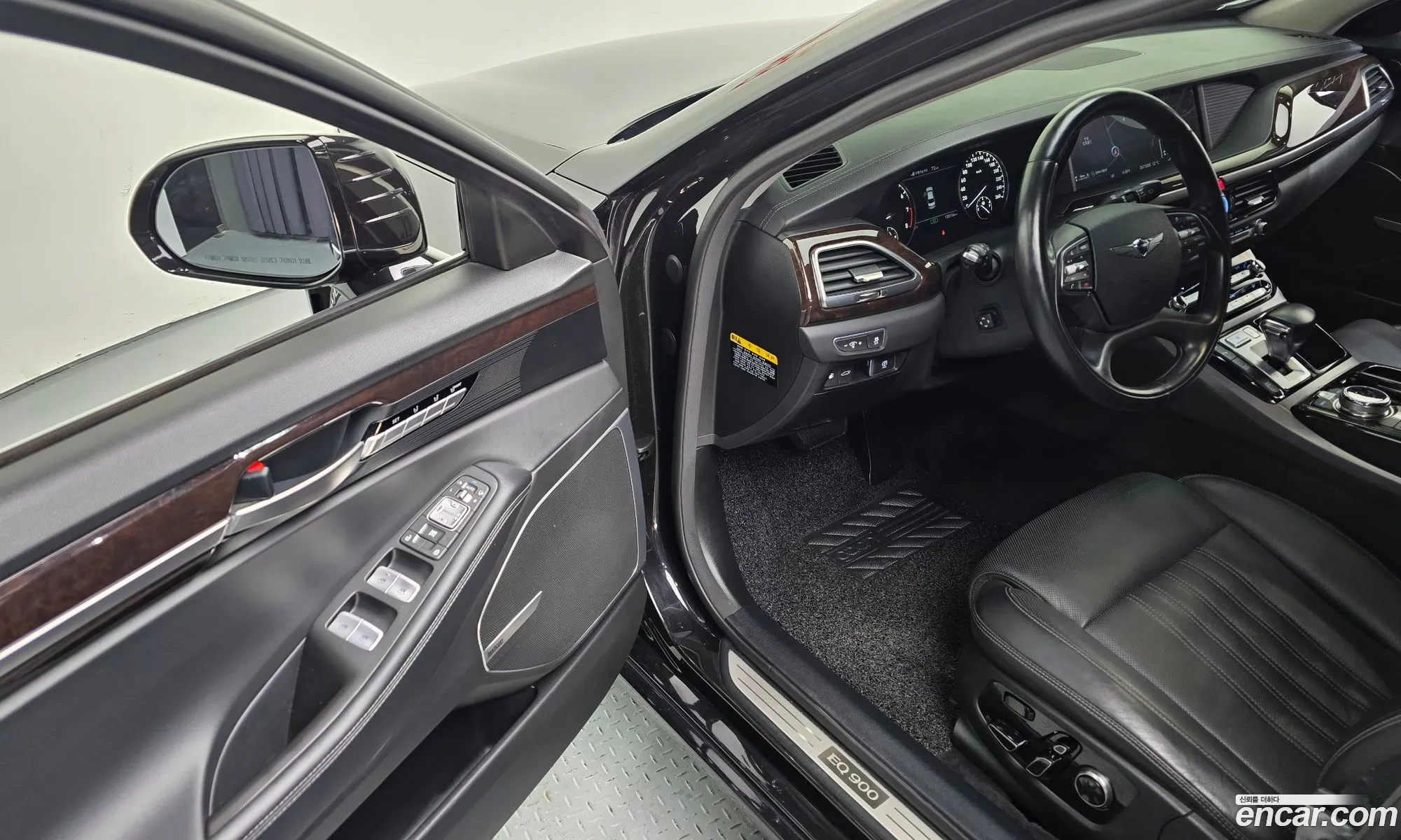 Genesis EQ900 2018 — 8