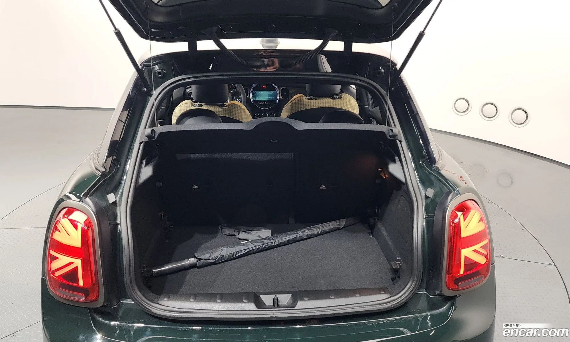 Mini Cooper S 2022 WMW61DK01P2S94614 — 8