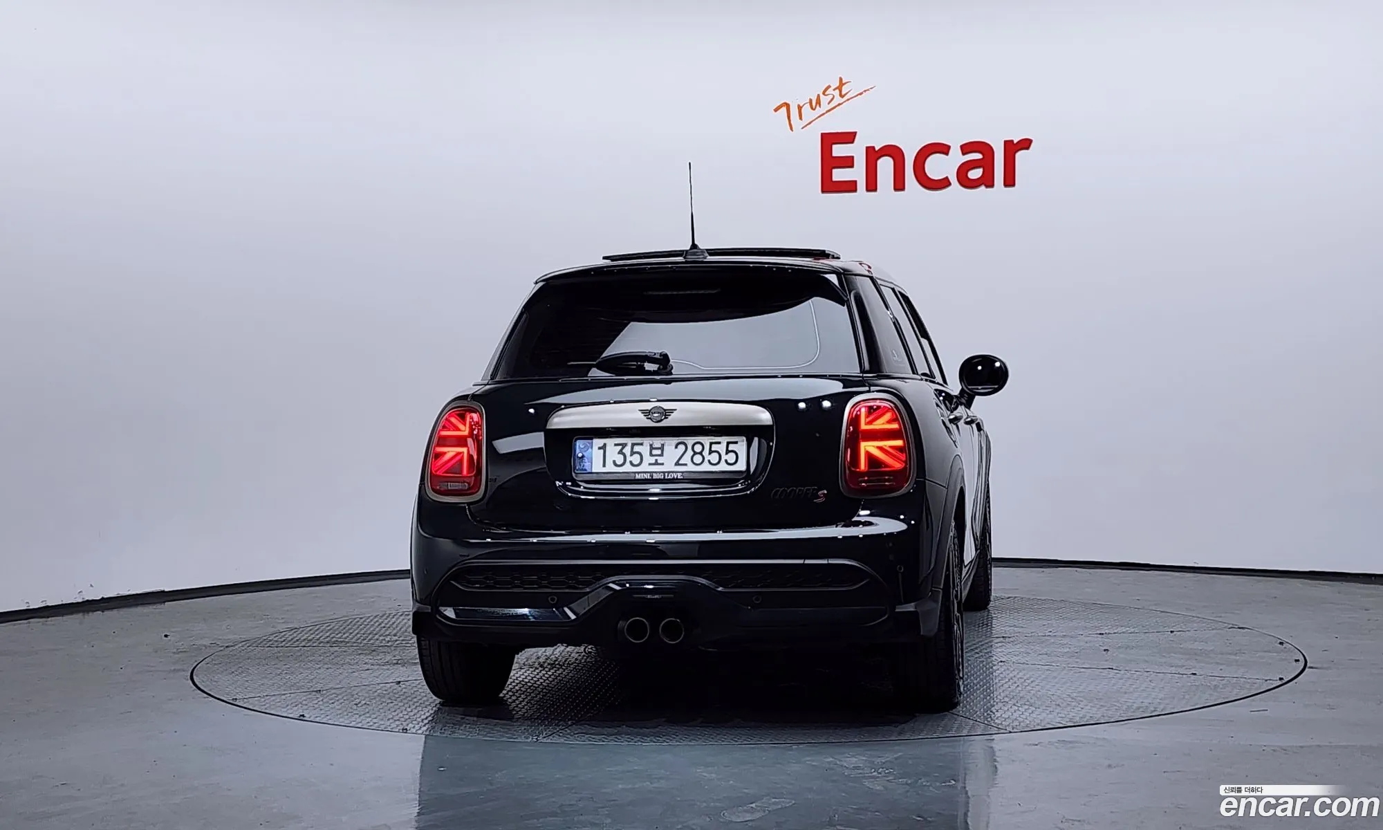 Mini Cooper S 2022 WMW61DK01P2S94614 — 9