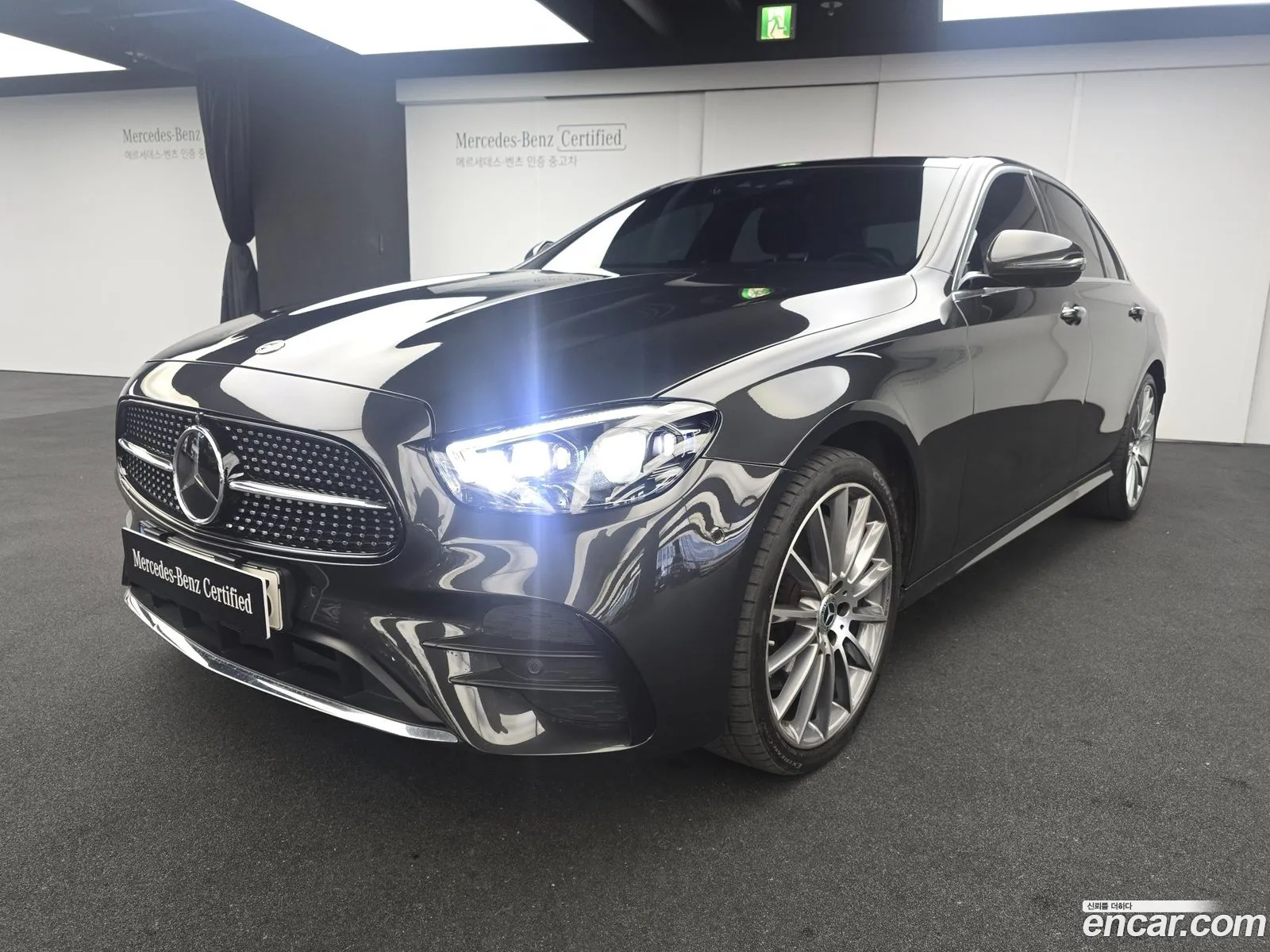 Mercedes-Benz E-Class W213 2022 — 14