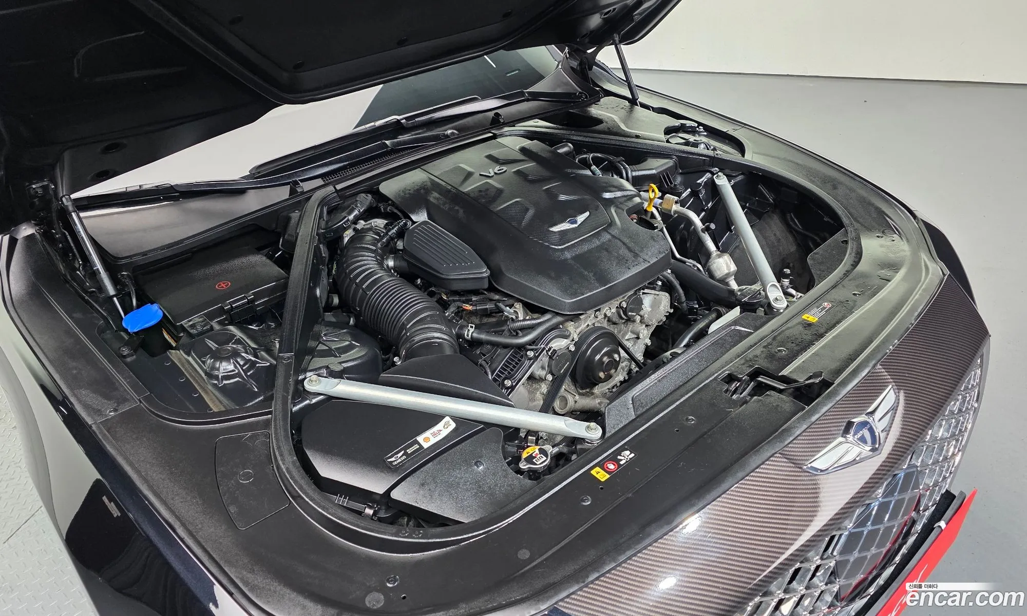 Genesis G90 2019 — 2