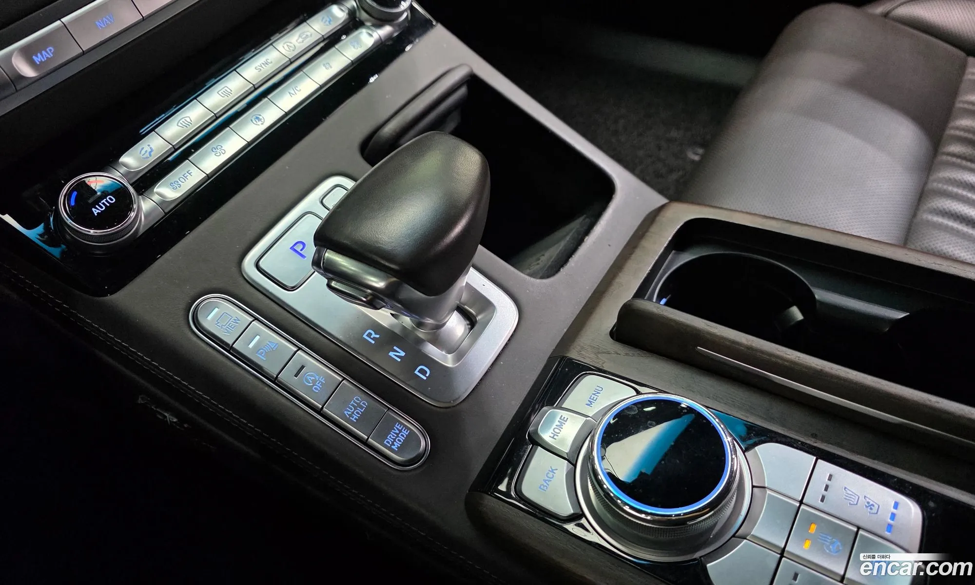 Genesis G90 2019 — 12
