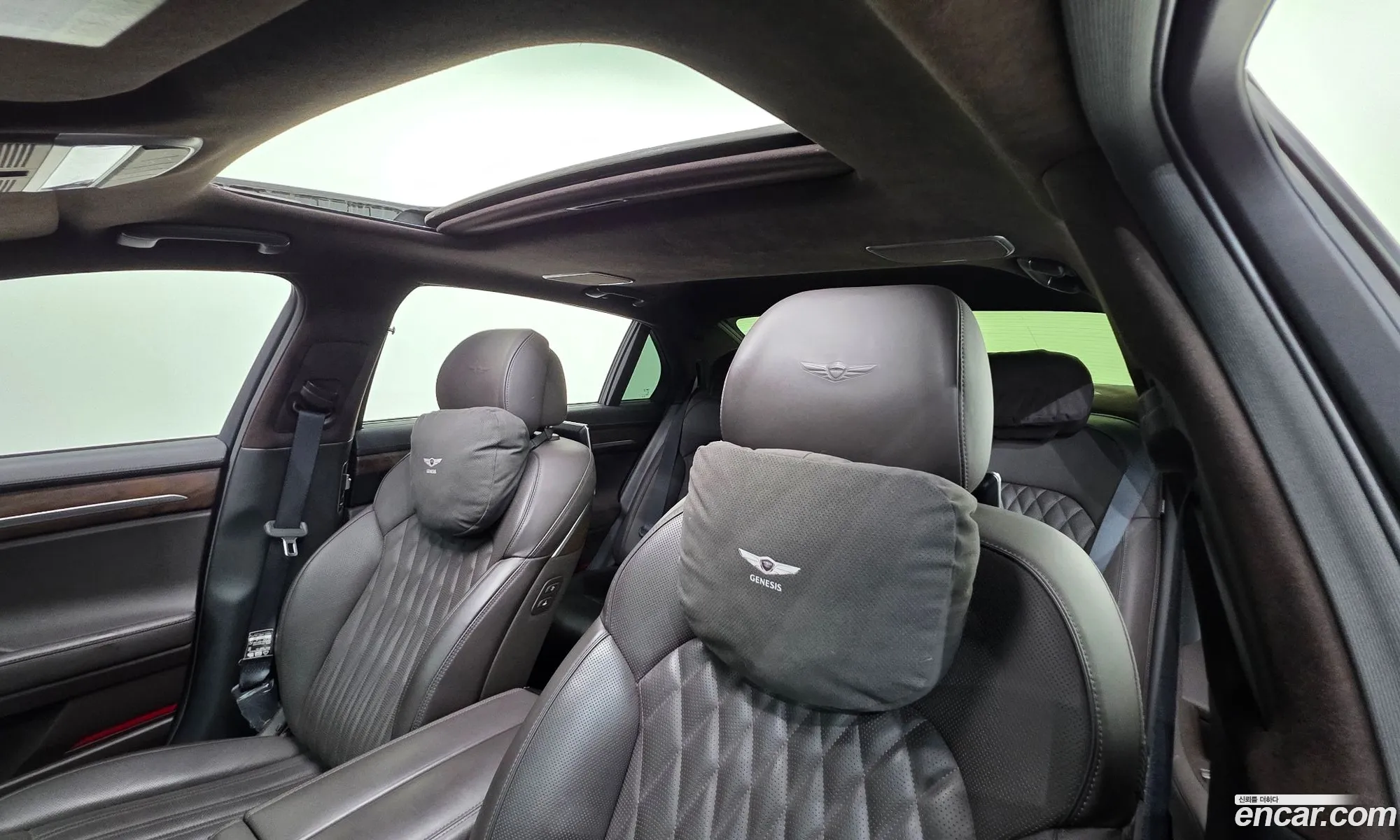 Genesis G90 2019 — 16