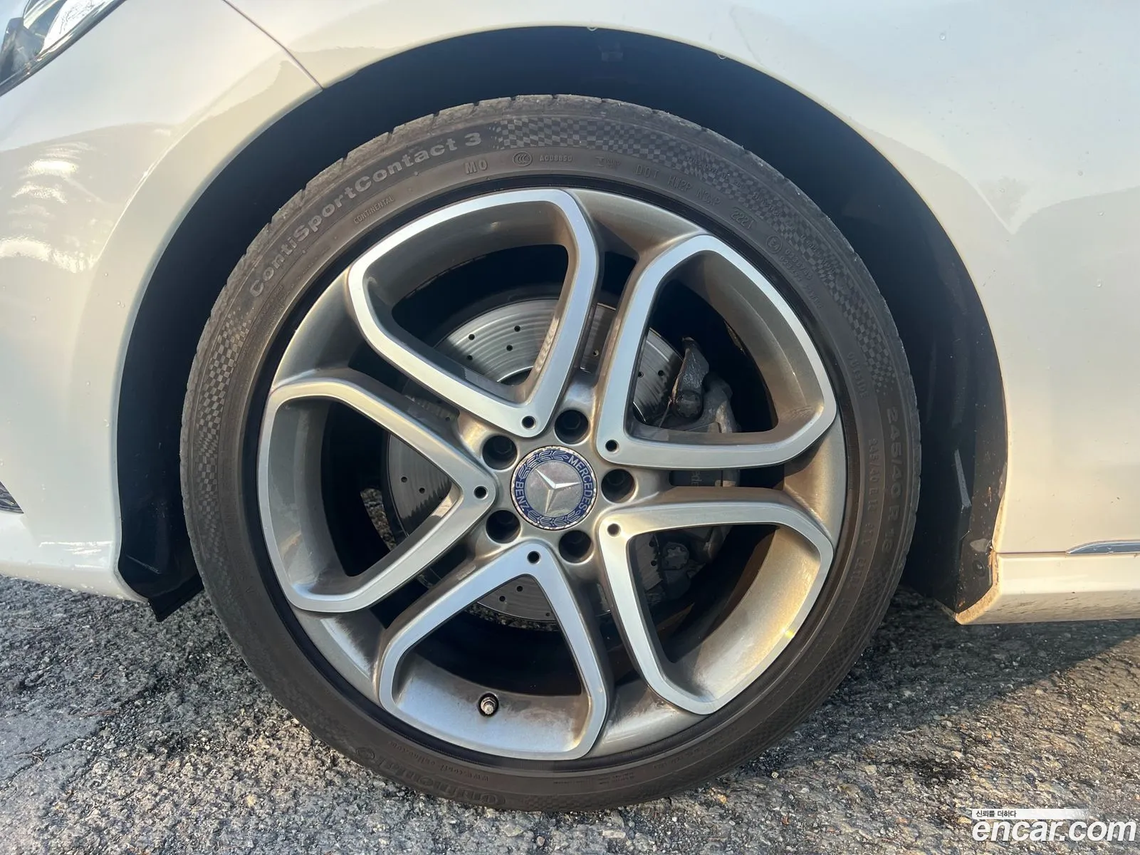 Mercedes-Benz E-Class W212 2015 — 14