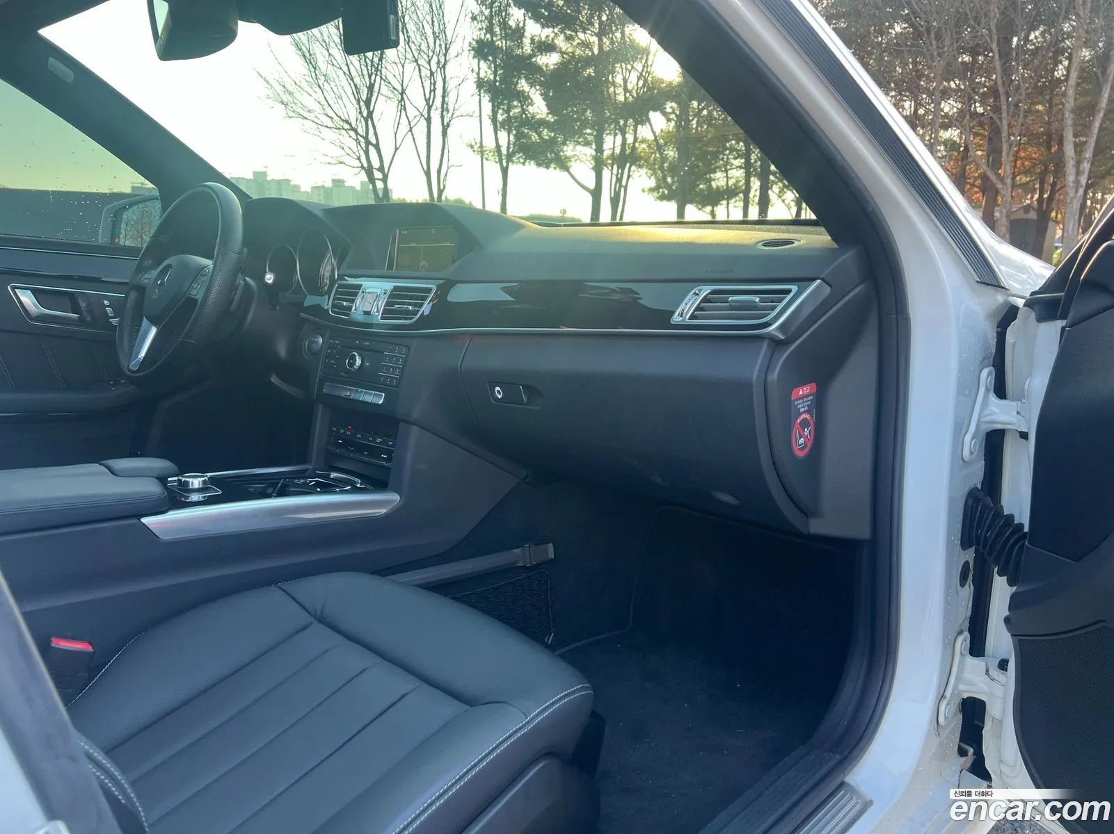 Mercedes-Benz E-Class W212 2015 — 16