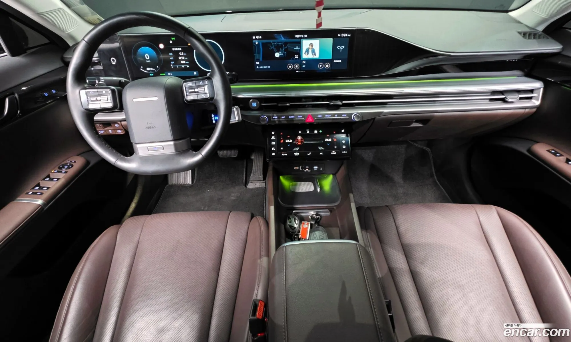 Hyundai Grandeur Hybrid 2023 — 16