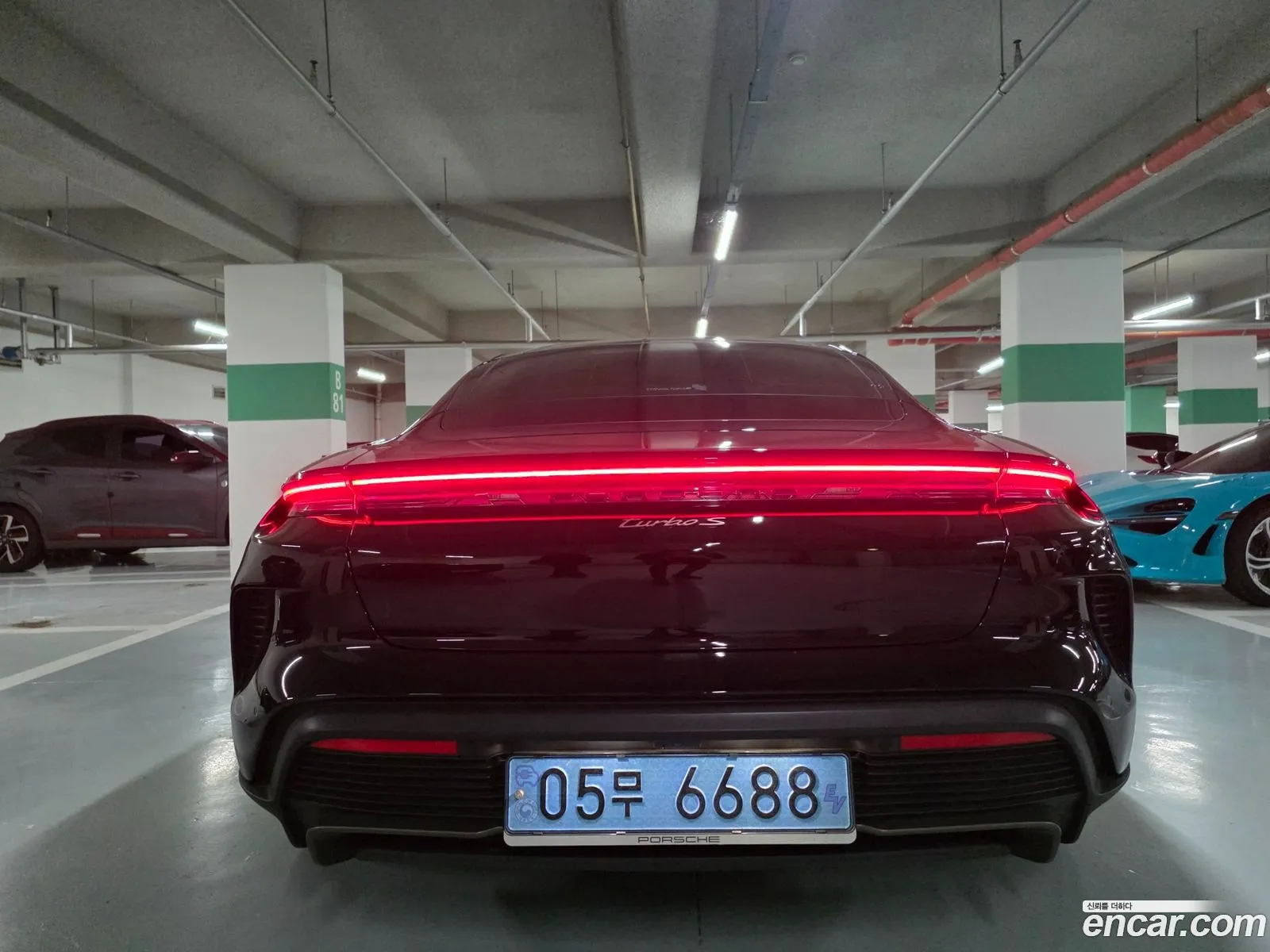 Porsche Taycan 2025 — 12