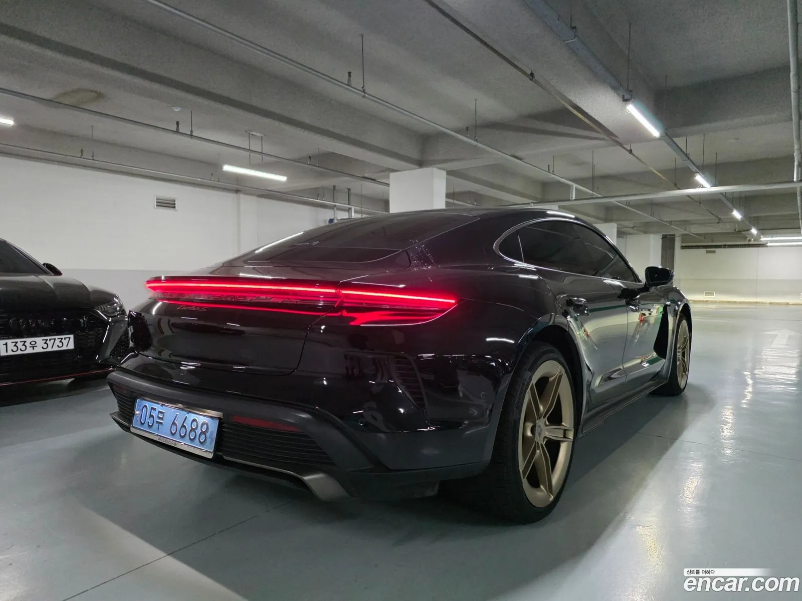 Porsche Taycan 2025 — 10