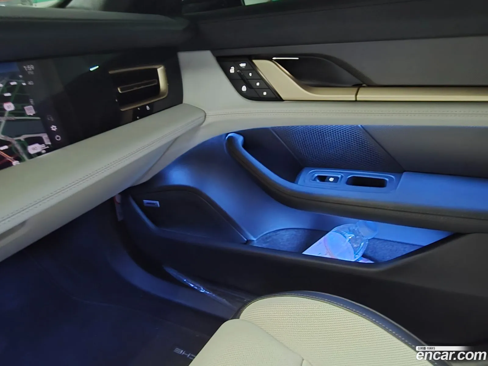 Porsche Taycan 2025 — 8