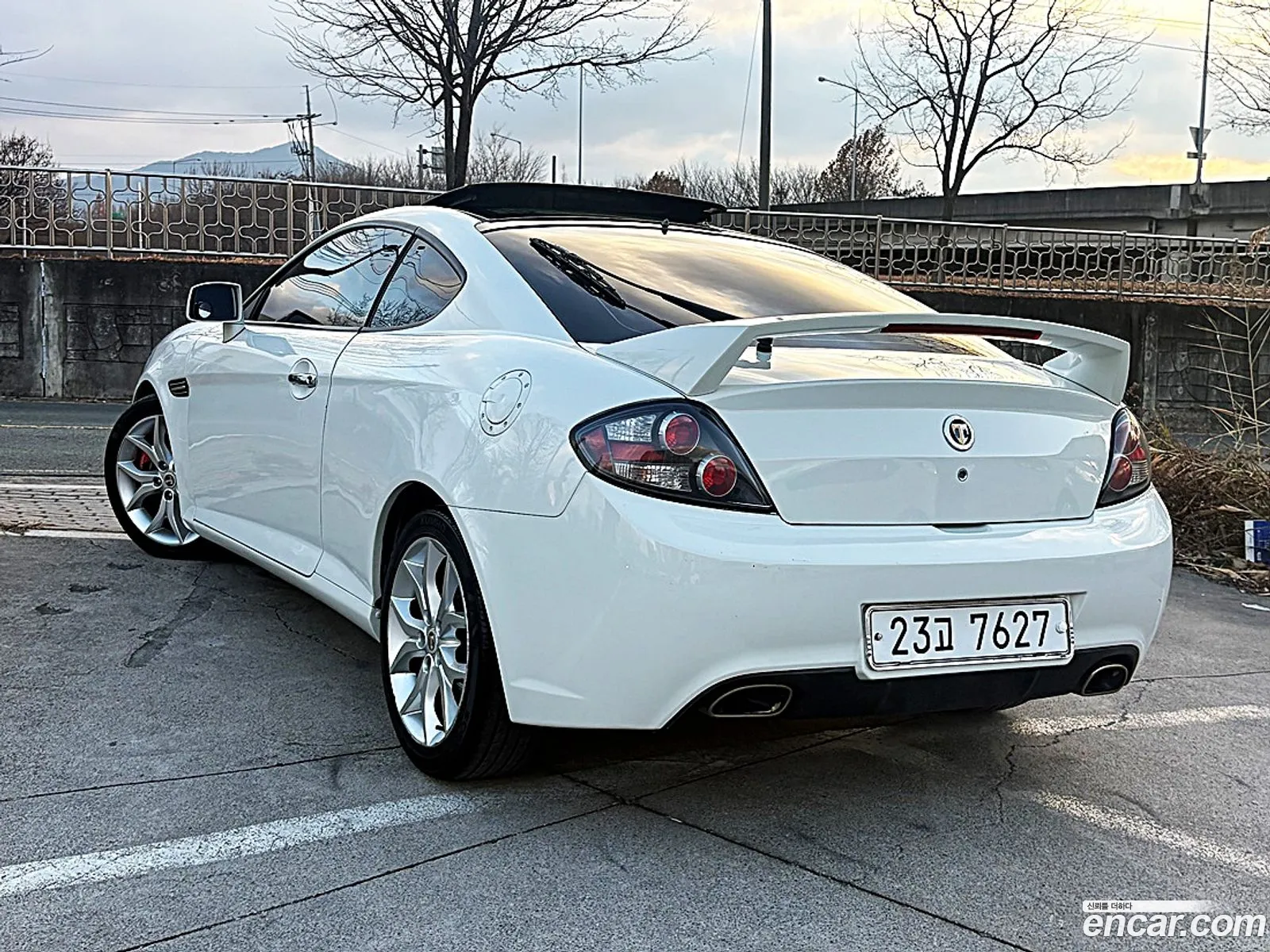 Hyundai Tuscani