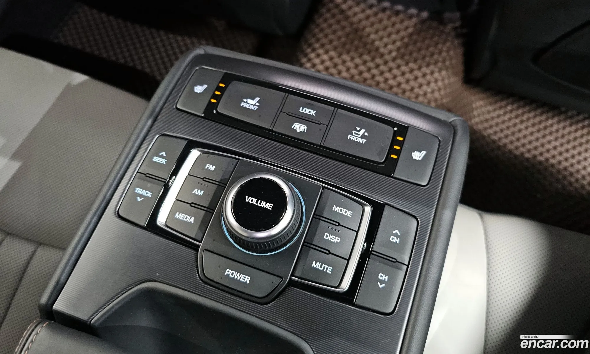 Genesis G80 2018 — 18