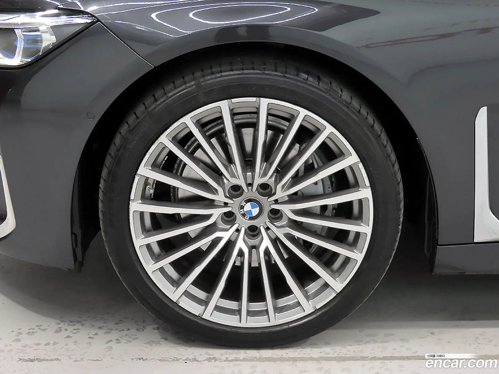 BMW 7 Series 2022 — 10