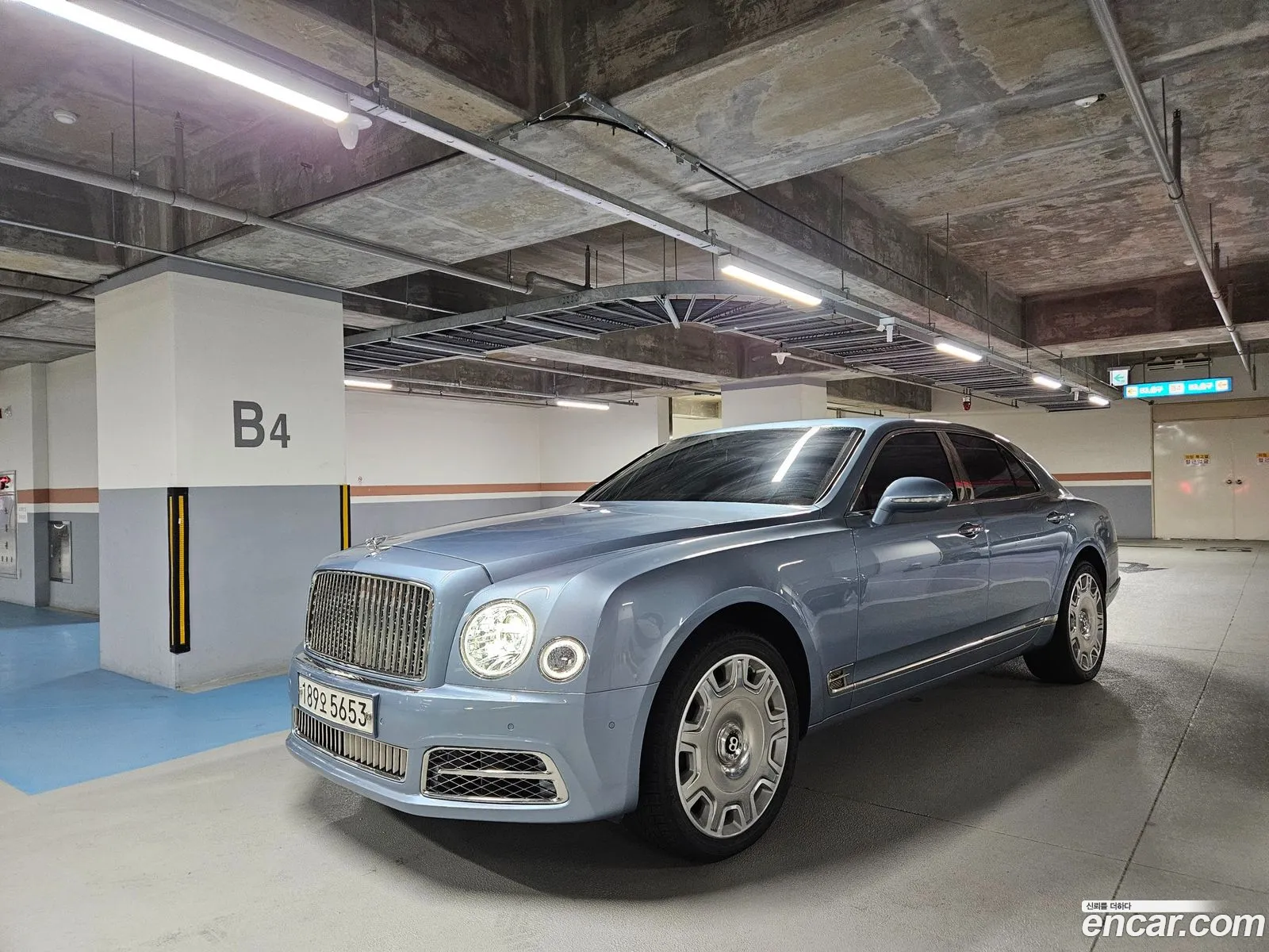 Bentley Mulsanne 2017 — 13