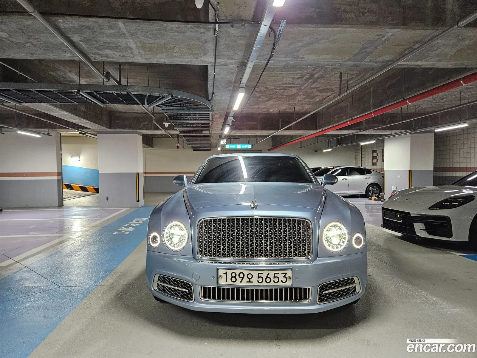 Bentley Mulsanne 2017 — 15
